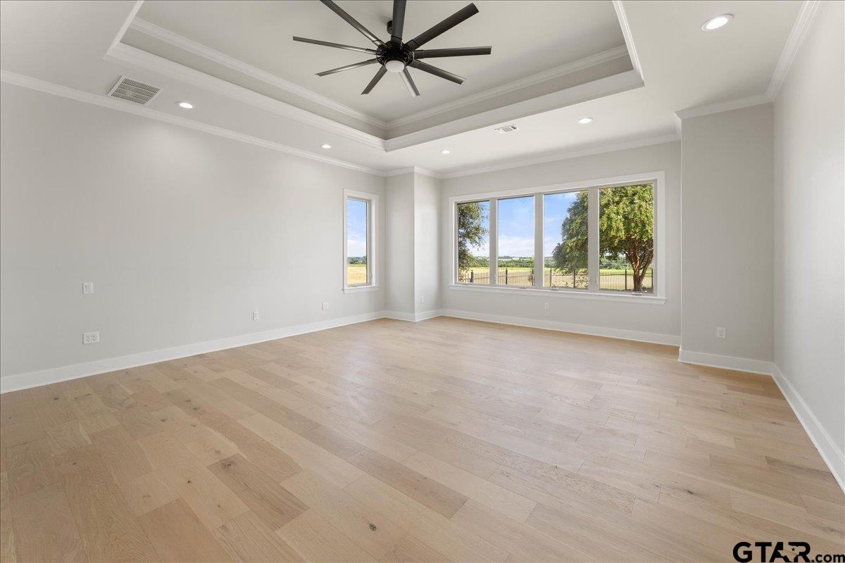 Tyler, Texas, 75706, United States, 4 Bedrooms Bedrooms, ,5 BathroomsBathrooms,Residential,Active,1920259