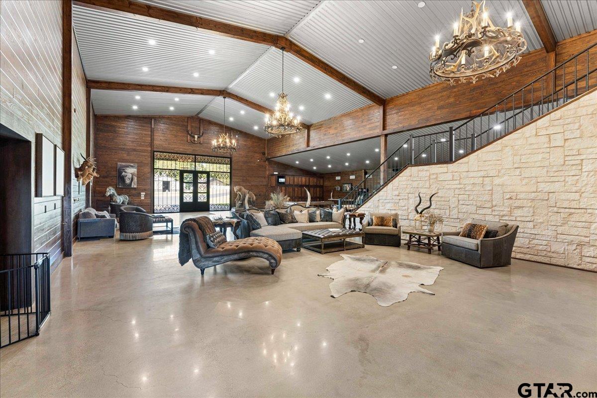 Tyler, Texas, 75706, United States, 3 Bedrooms Bedrooms, ,3 BathroomsBathrooms,Residential,Active,1944458