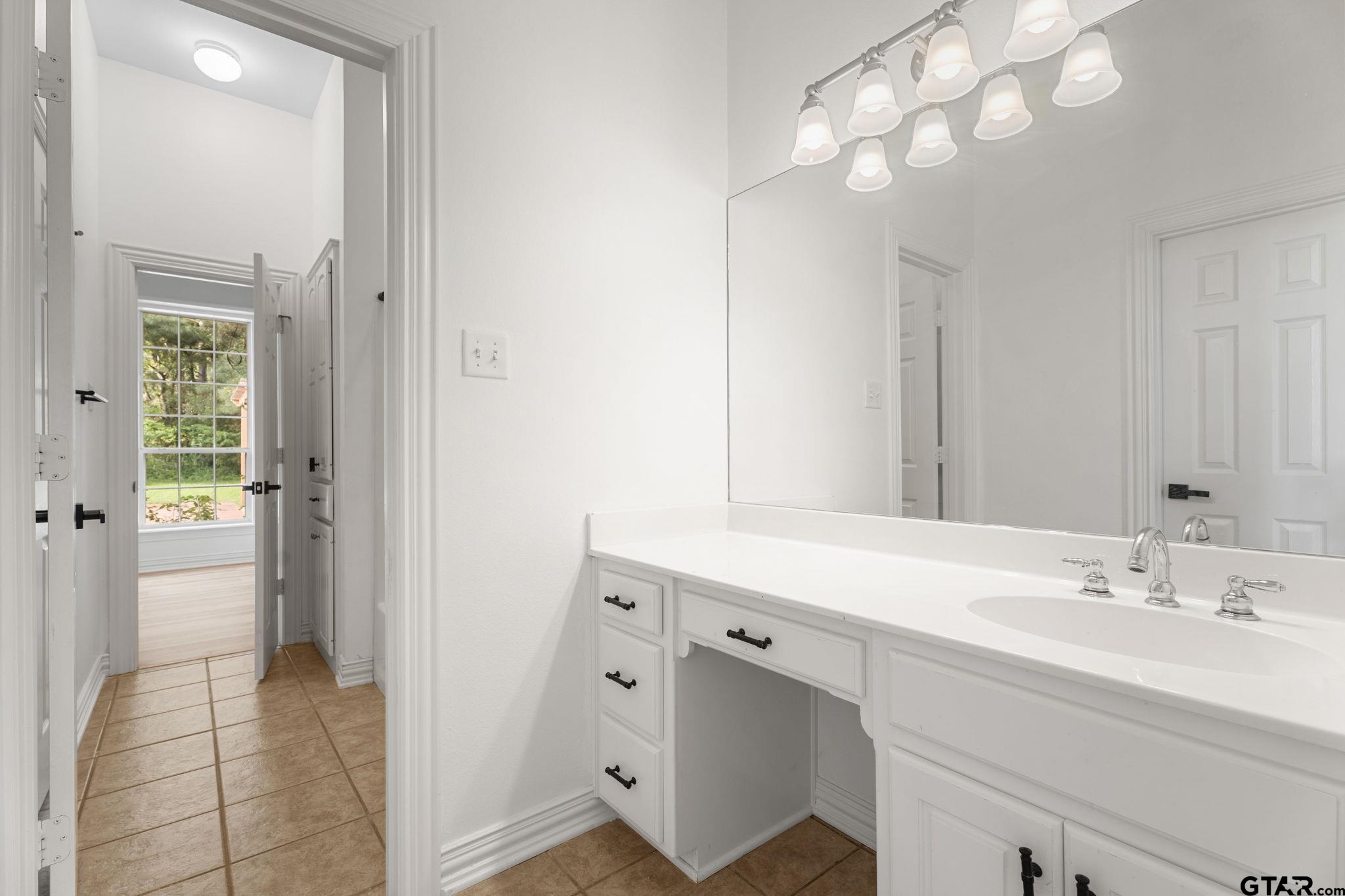 Bullard, Texas, 75757, United States, 4 Bedrooms Bedrooms, ,3 BathroomsBathrooms,Residential,Active,1788482