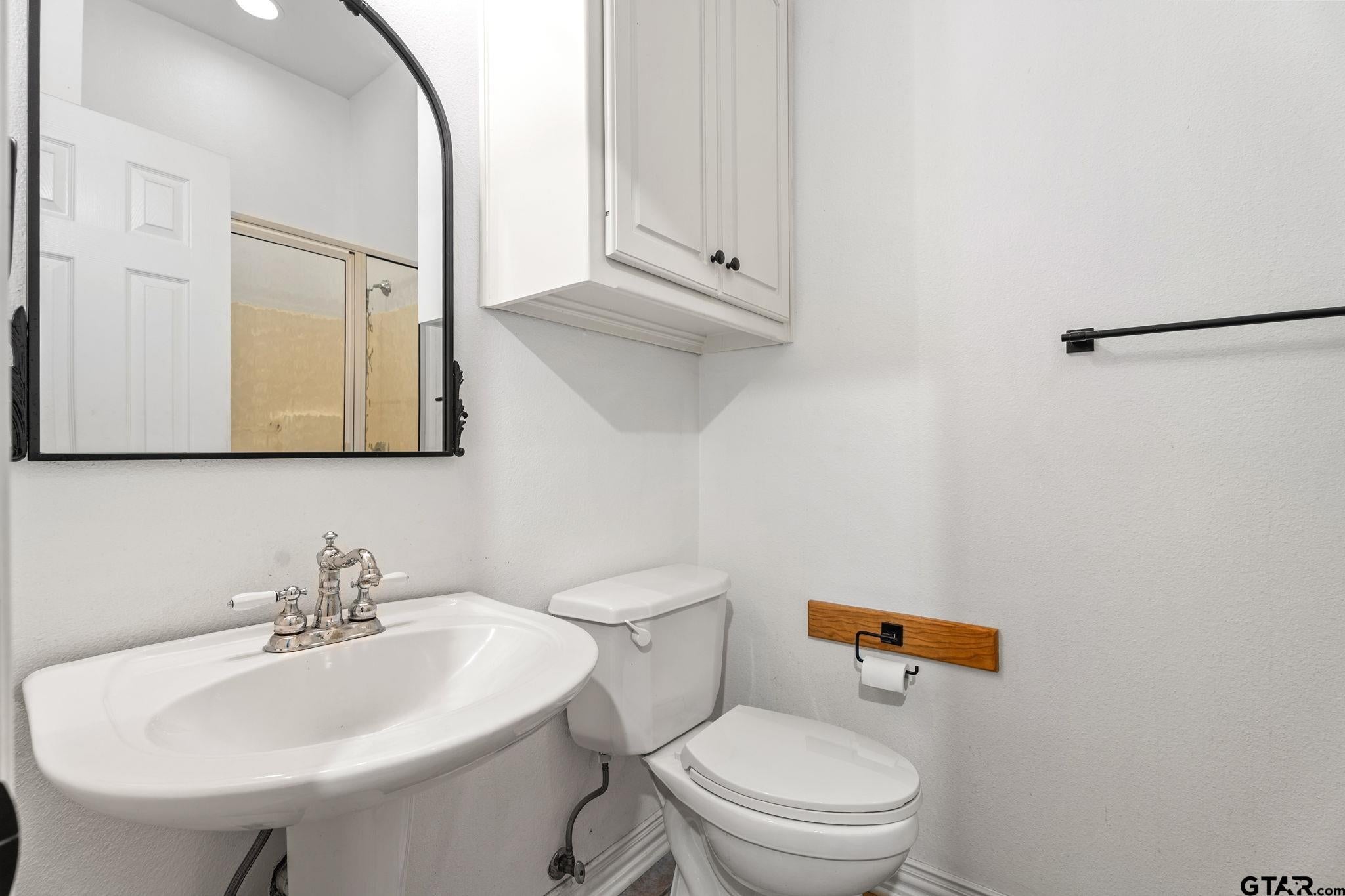 Bullard, Texas, 75757, United States, 4 Bedrooms Bedrooms, ,3 BathroomsBathrooms,Residential,Active,1788482