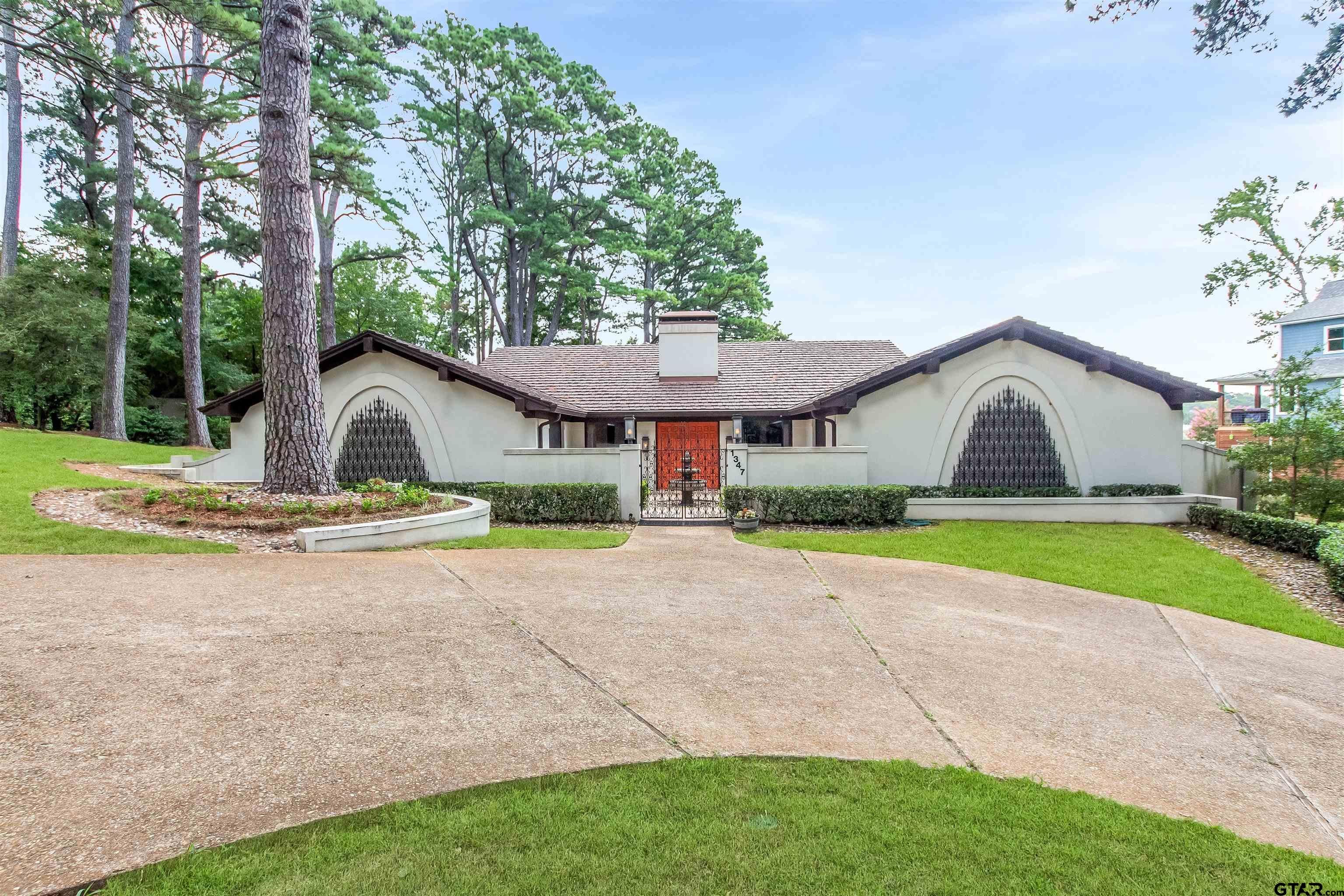 Hideaway, Texas, 75771, United States, 4 Bedrooms Bedrooms, ,5 BathroomsBathrooms,Residential,Contingent,1920232