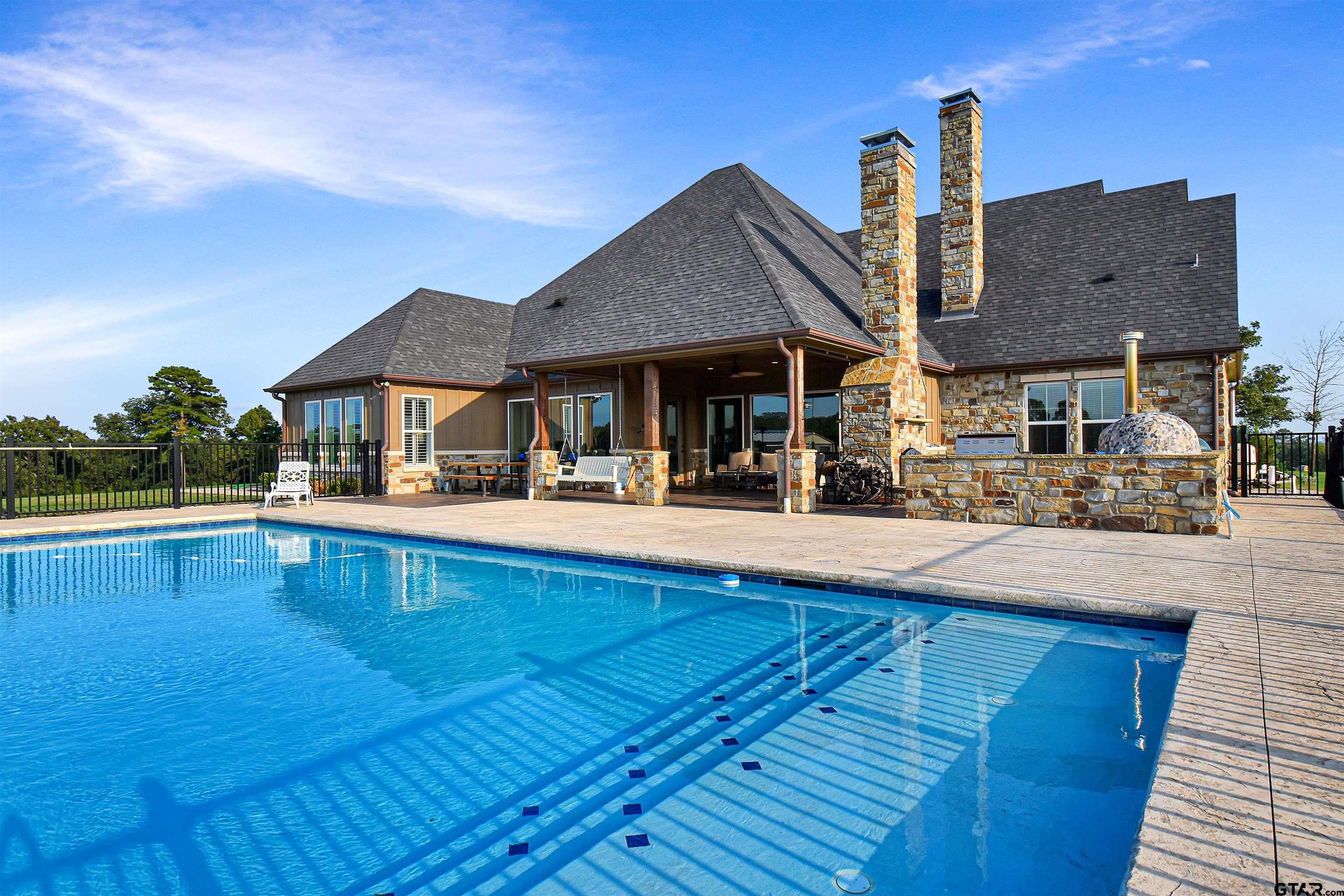 Brownsboro, Texas, 75756, United States, 5 Bedrooms Bedrooms, ,4 BathroomsBathrooms,Residential,Active,1905124