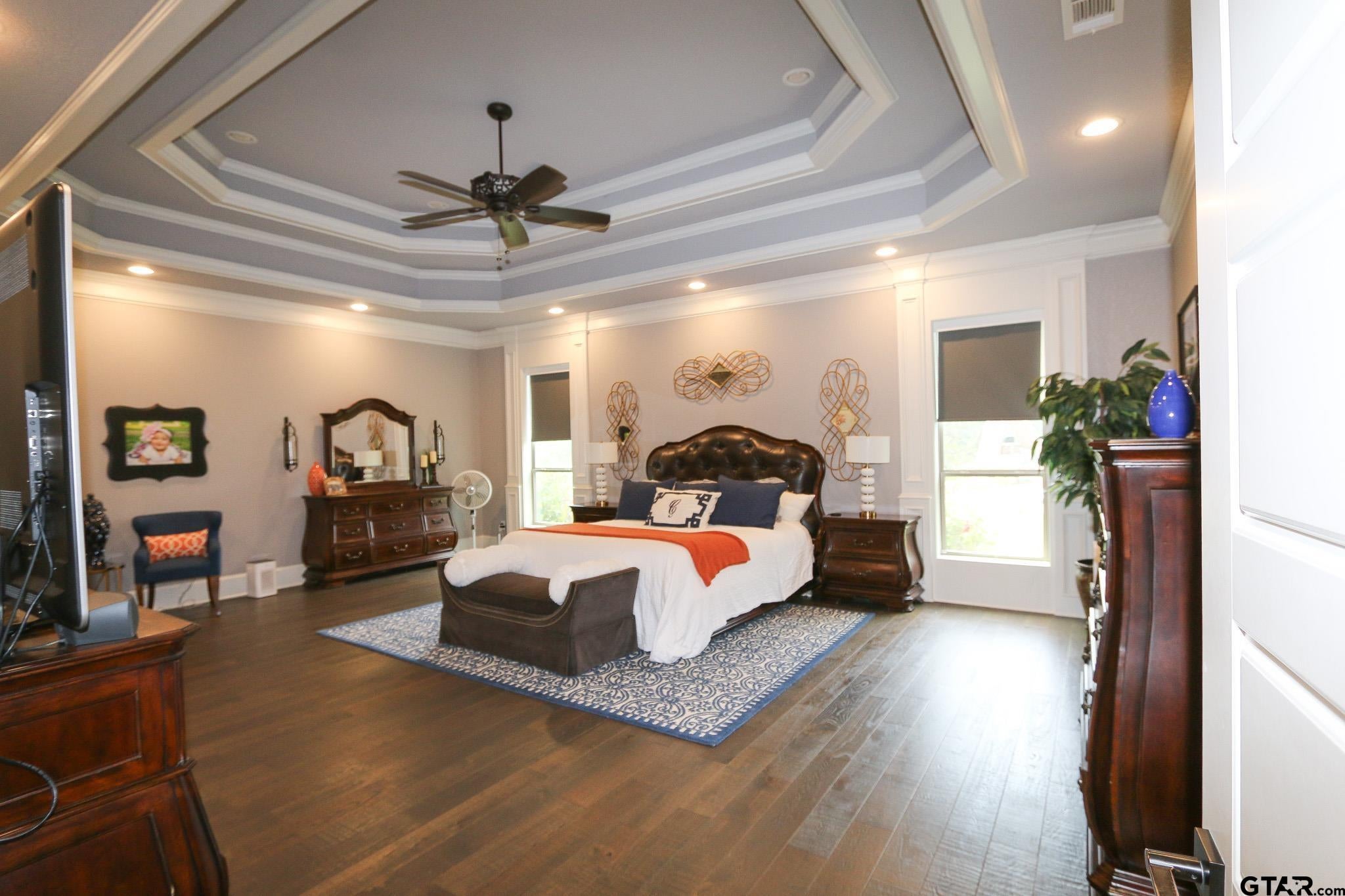 Tyler, Texas, 75703, United States, 6 Bedrooms Bedrooms, ,9 BathroomsBathrooms,Residential,Active,2006929