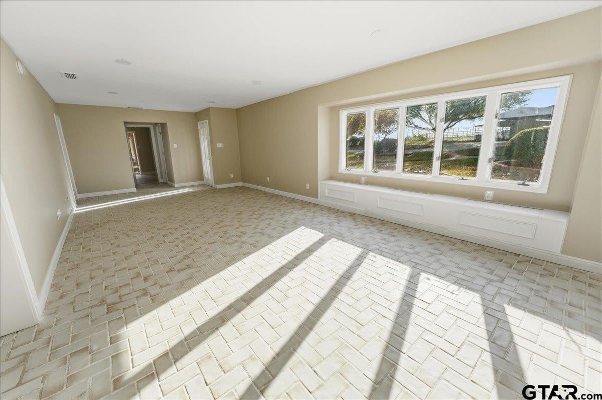 Sulphur Springs, Texas, 75482, United States, 4 Bedrooms Bedrooms, ,4 BathroomsBathrooms,Residential,Active,1999168