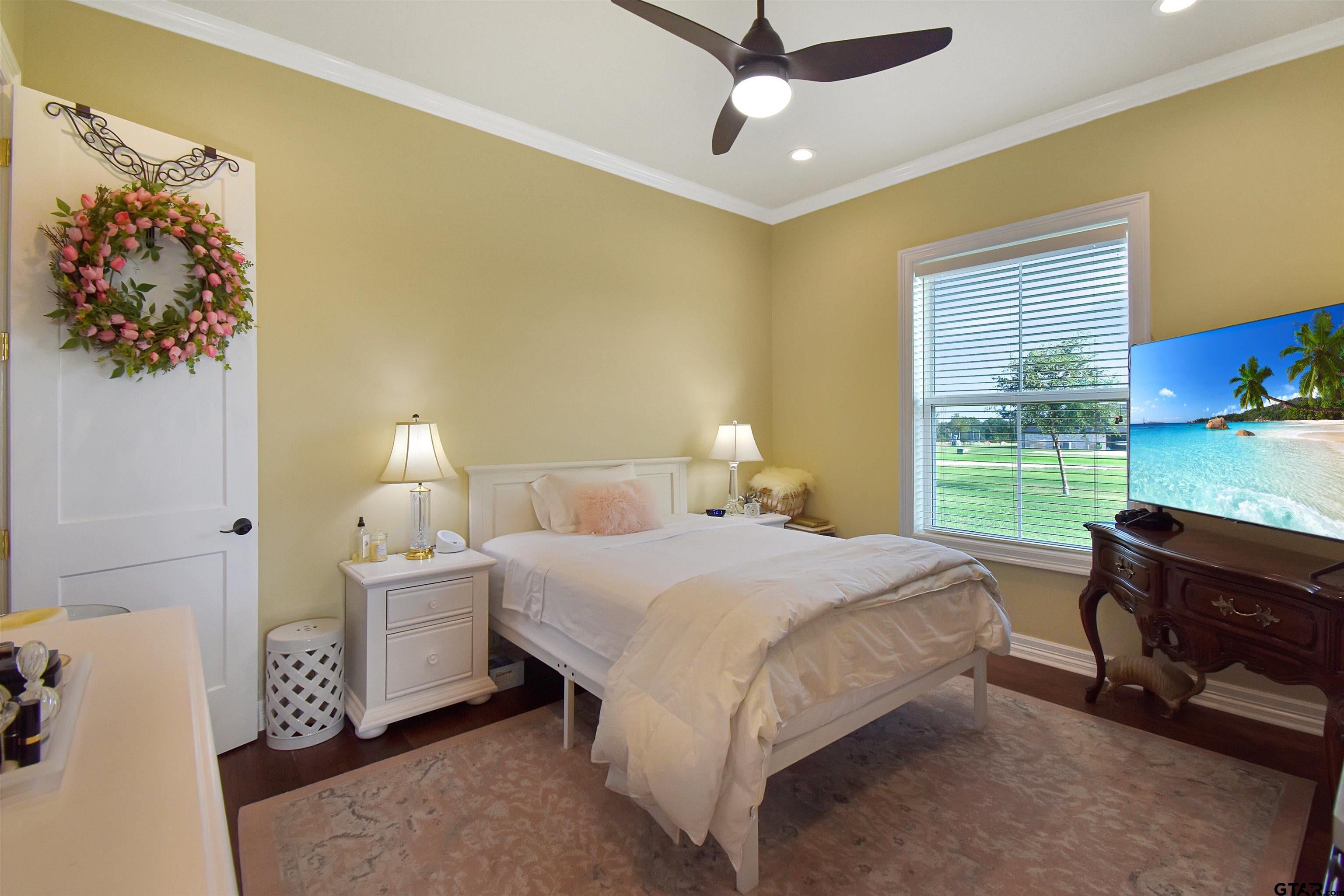 Brownsboro, Texas, 75756, United States, 5 Bedrooms Bedrooms, ,4 BathroomsBathrooms,Residential,Active,1905124