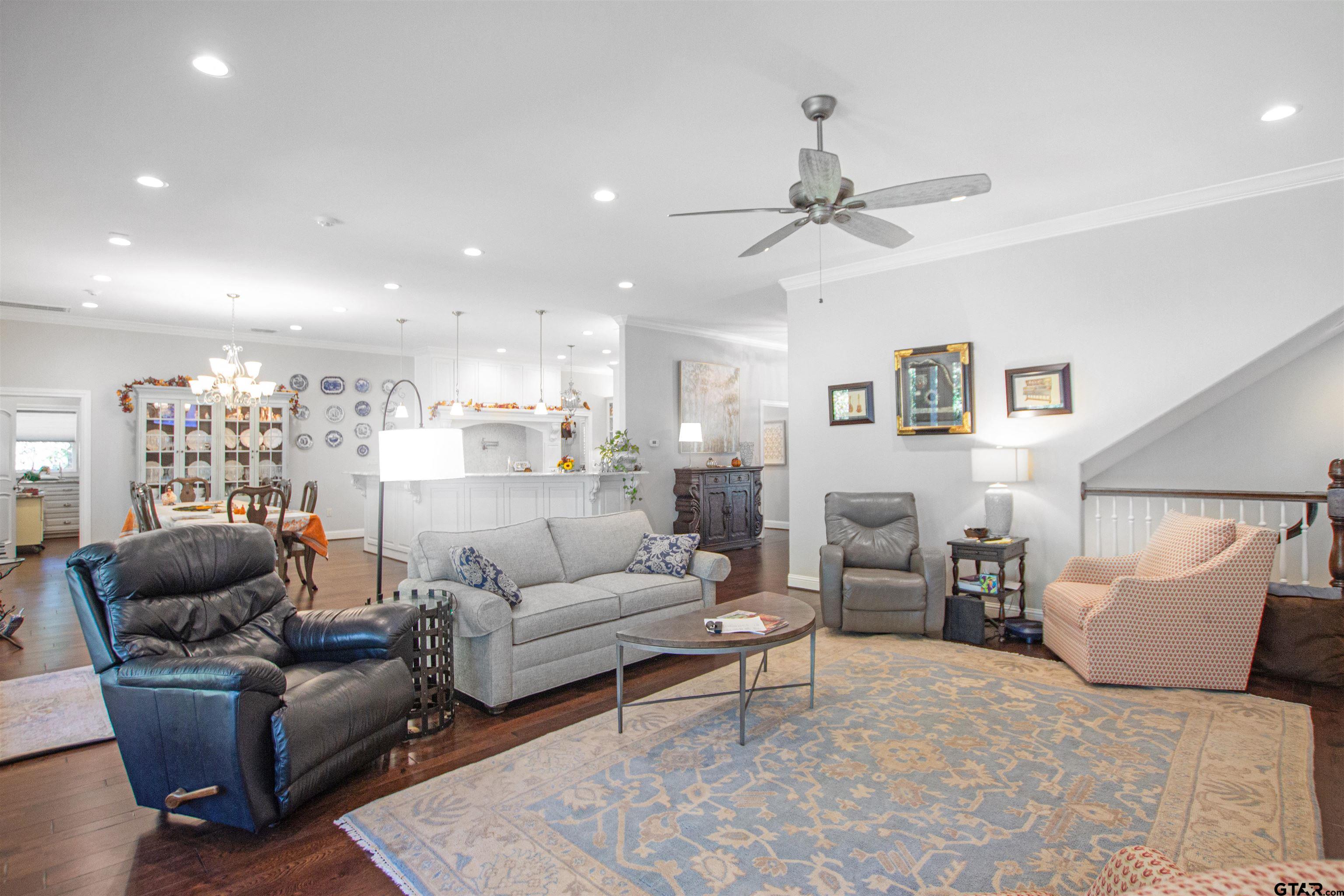 Flint, Texas, 75762, United States, 5 Bedrooms Bedrooms, ,6 BathroomsBathrooms,Residential,Active,1987250