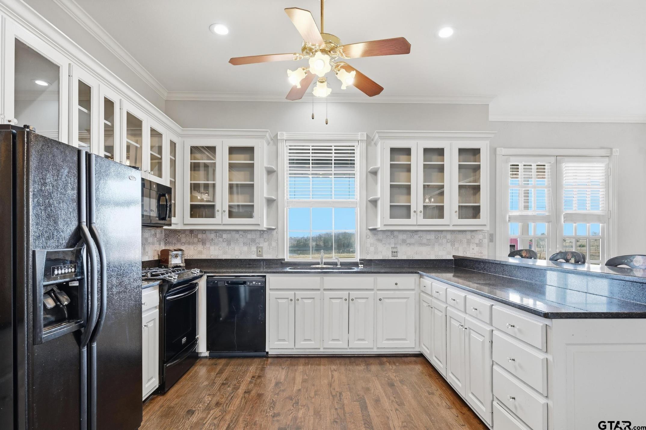 Rockwall, Texas, 75032, United States, 4 Bedrooms Bedrooms, ,3 BathroomsBathrooms,Residential,Active,2024489