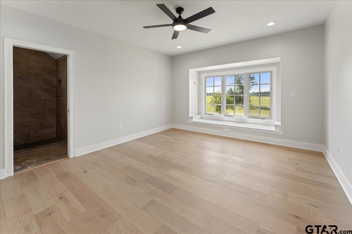 Tyler, Texas, 75706, United States, 4 Bedrooms Bedrooms, ,5 BathroomsBathrooms,Residential,Active,1920259