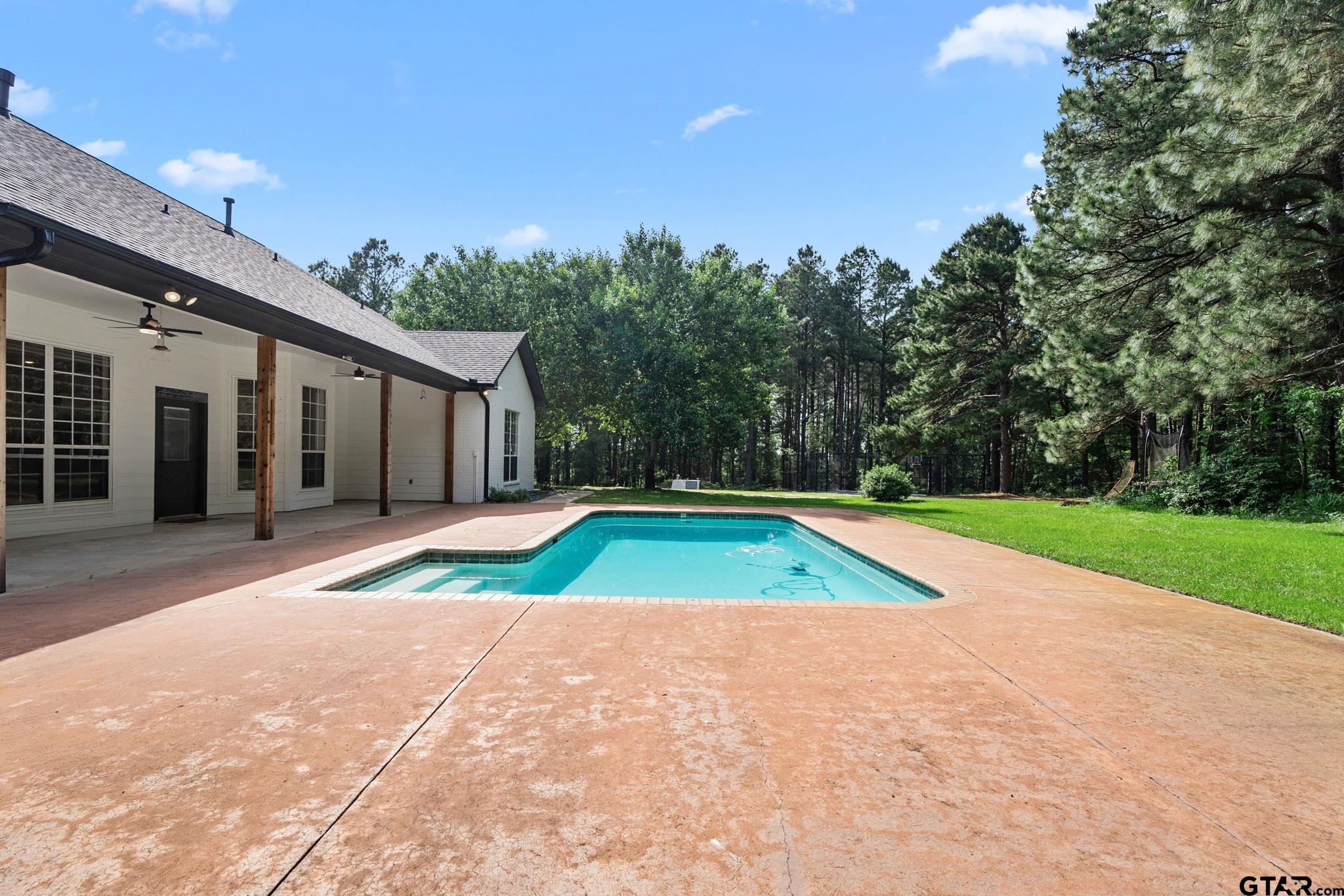 Bullard, Texas, 75757, United States, 4 Bedrooms Bedrooms, ,3 BathroomsBathrooms,Residential,Active,1788482