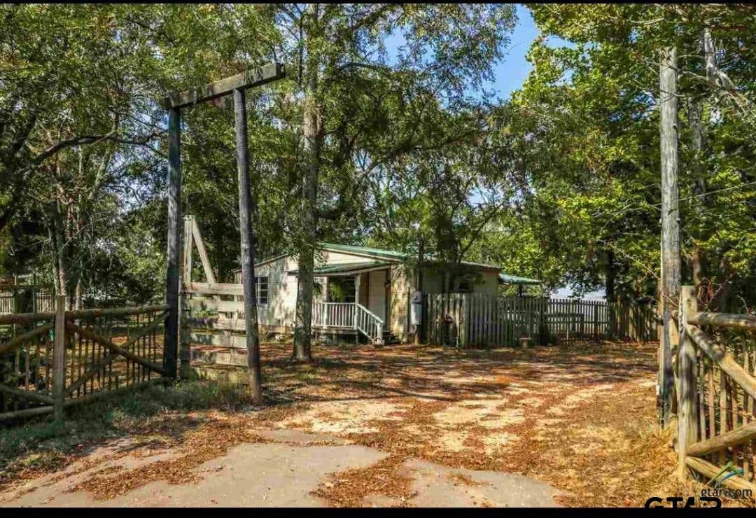 135 COUNTY ROAD 3605, BULLARD, TX 75757, photo 1 of 48