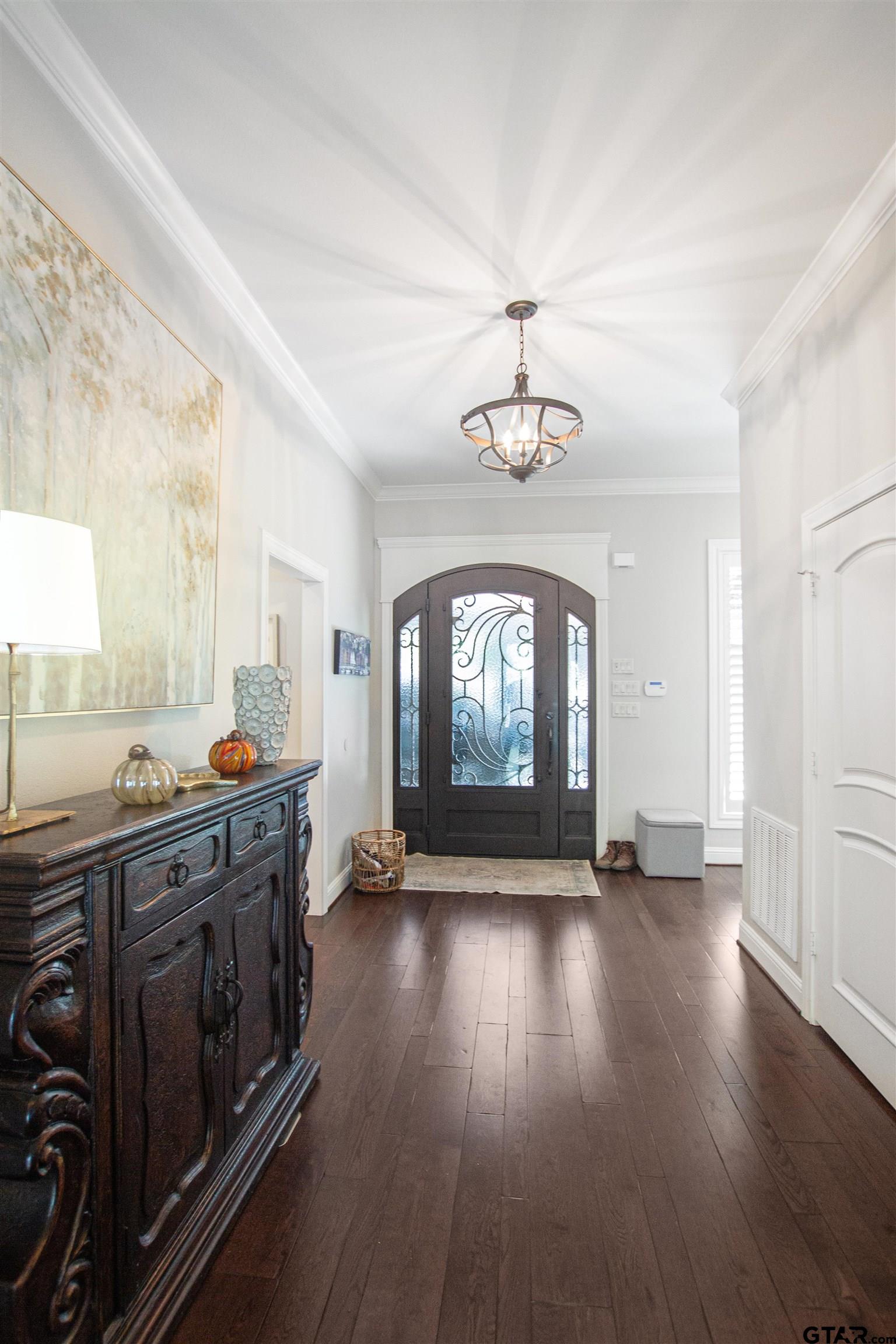 Flint, Texas, 75762, United States, 5 Bedrooms Bedrooms, ,6 BathroomsBathrooms,Residential,Active,1987250