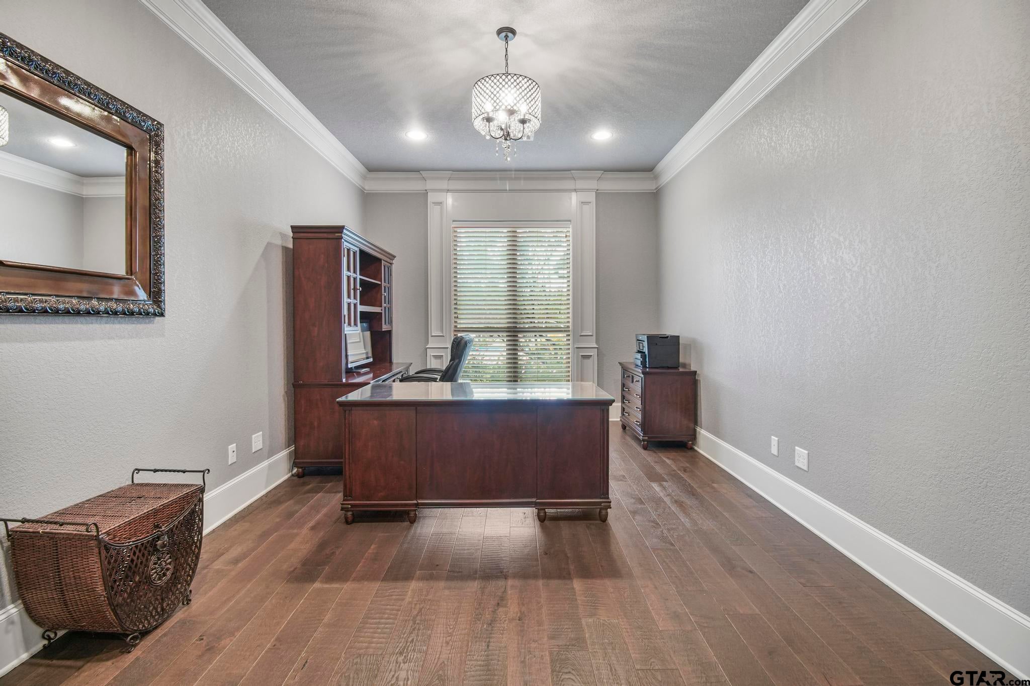 Tyler, Texas, 75703, United States, 6 Bedrooms Bedrooms, ,9 BathroomsBathrooms,Residential,Active,1953435