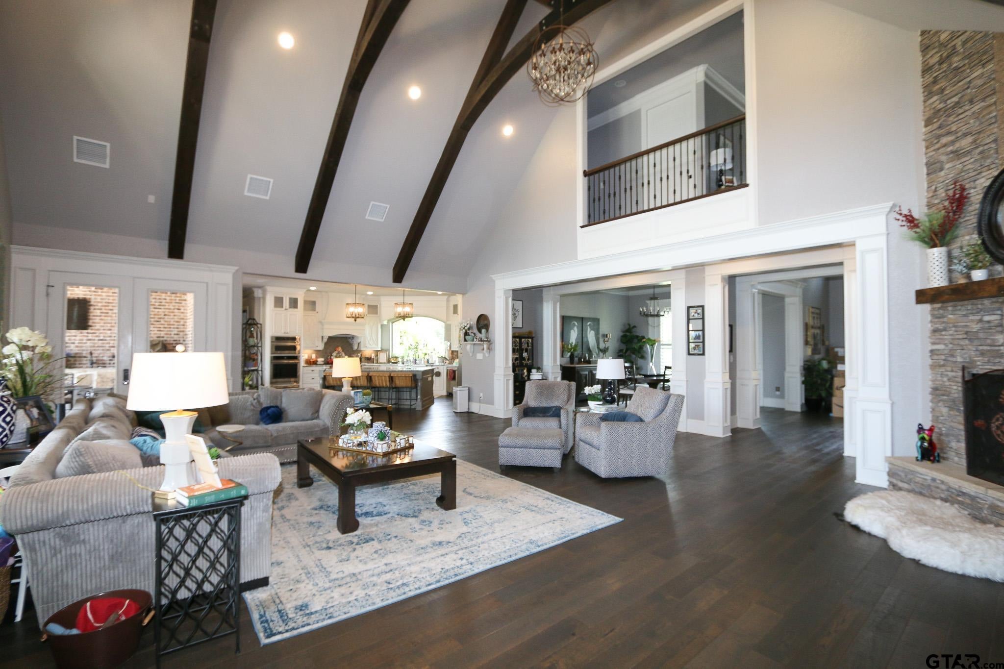 Tyler, Texas, 75703, United States, 6 Bedrooms Bedrooms, ,9 BathroomsBathrooms,Residential,Active,1953435