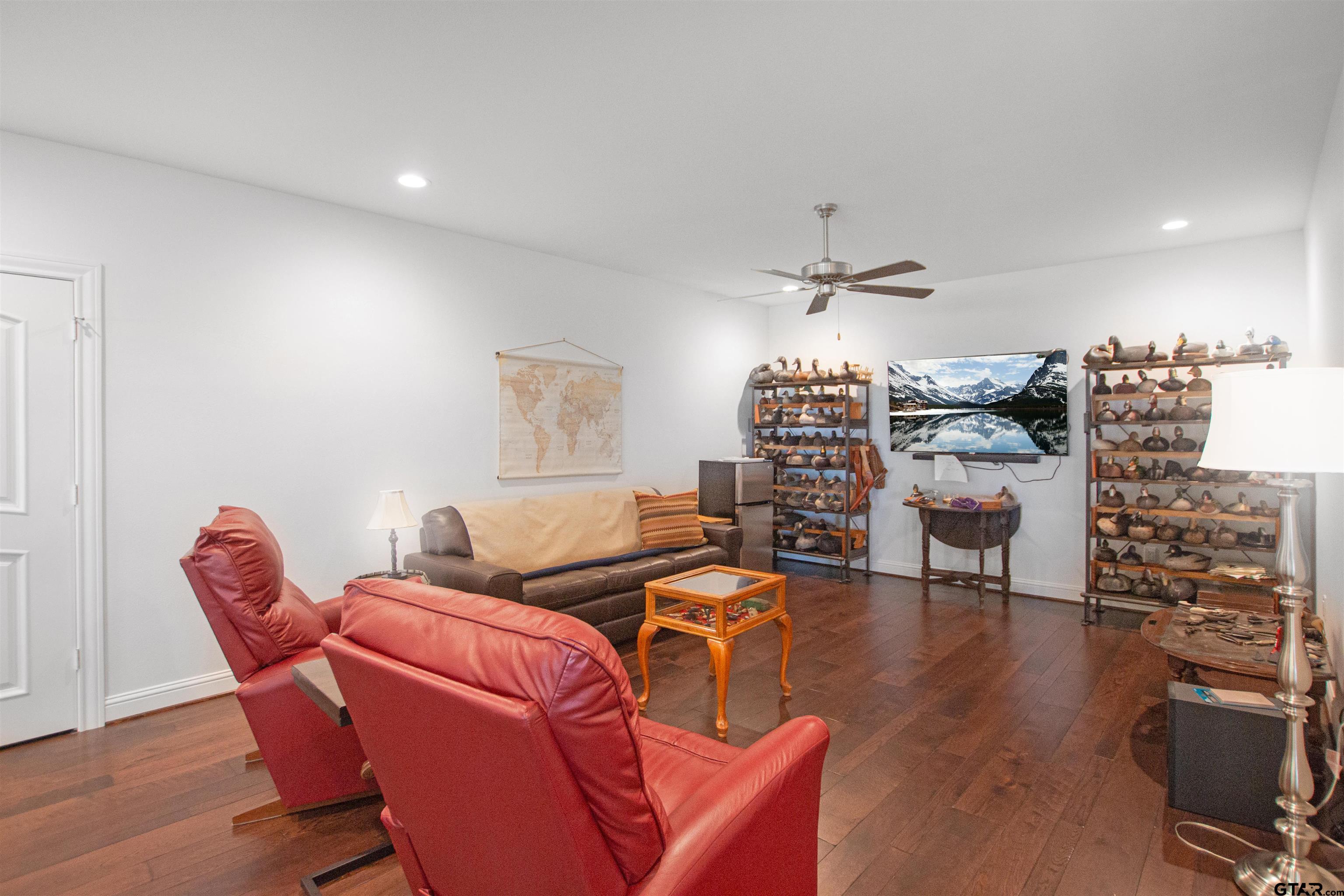 Flint, Texas, 75762, United States, 5 Bedrooms Bedrooms, ,6 BathroomsBathrooms,Residential,Active,1987250