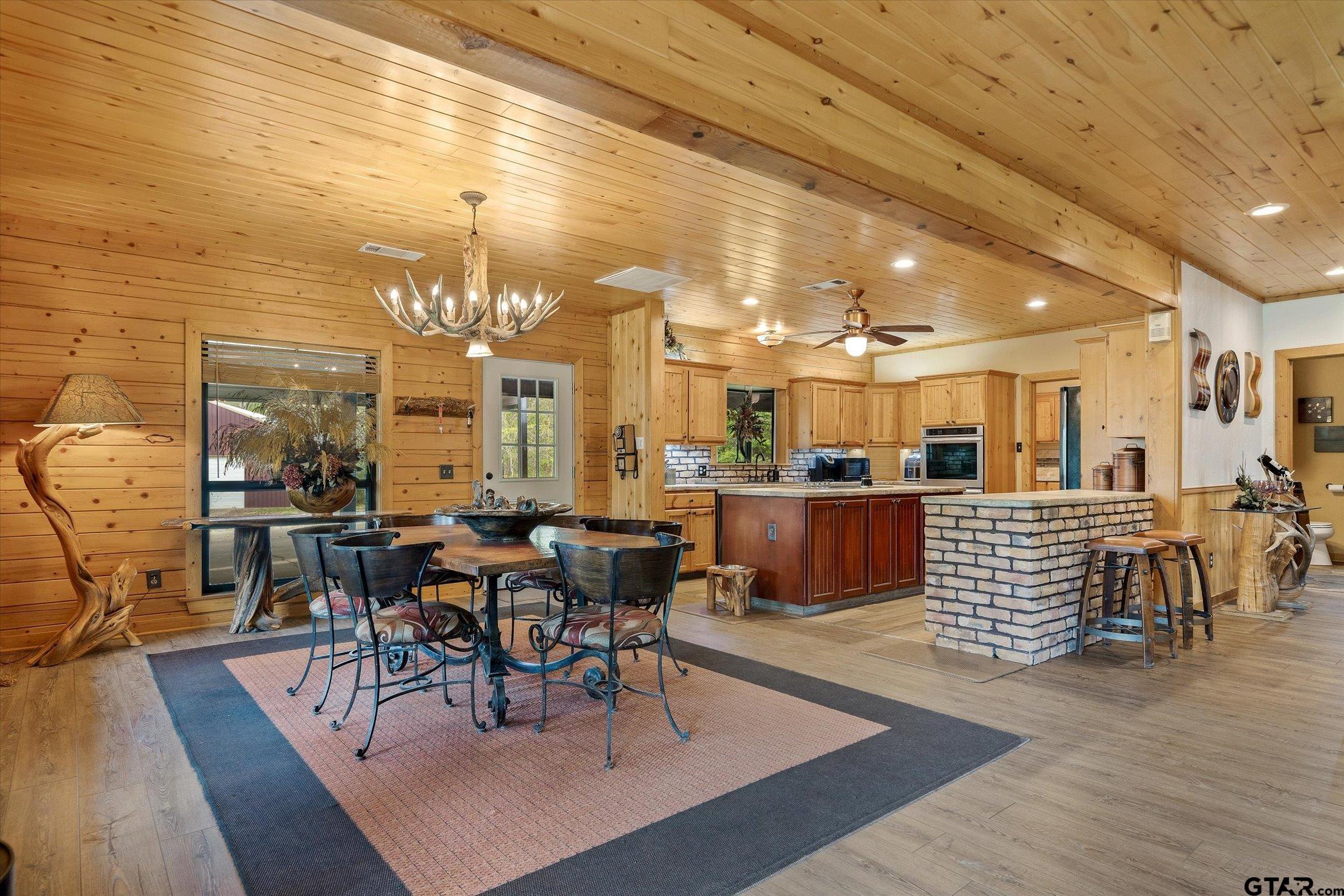 Edgewood, Texas, 75117, United States, ,3 BathroomsBathrooms,Residential,Active,1831824