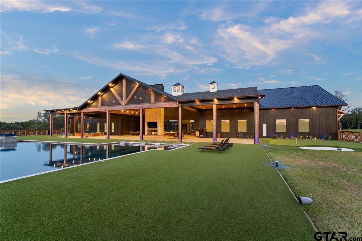 Lindale, Texas, 75771, United States, 4 Bedrooms Bedrooms, ,7 BathroomsBathrooms,Residential,Active,1941343