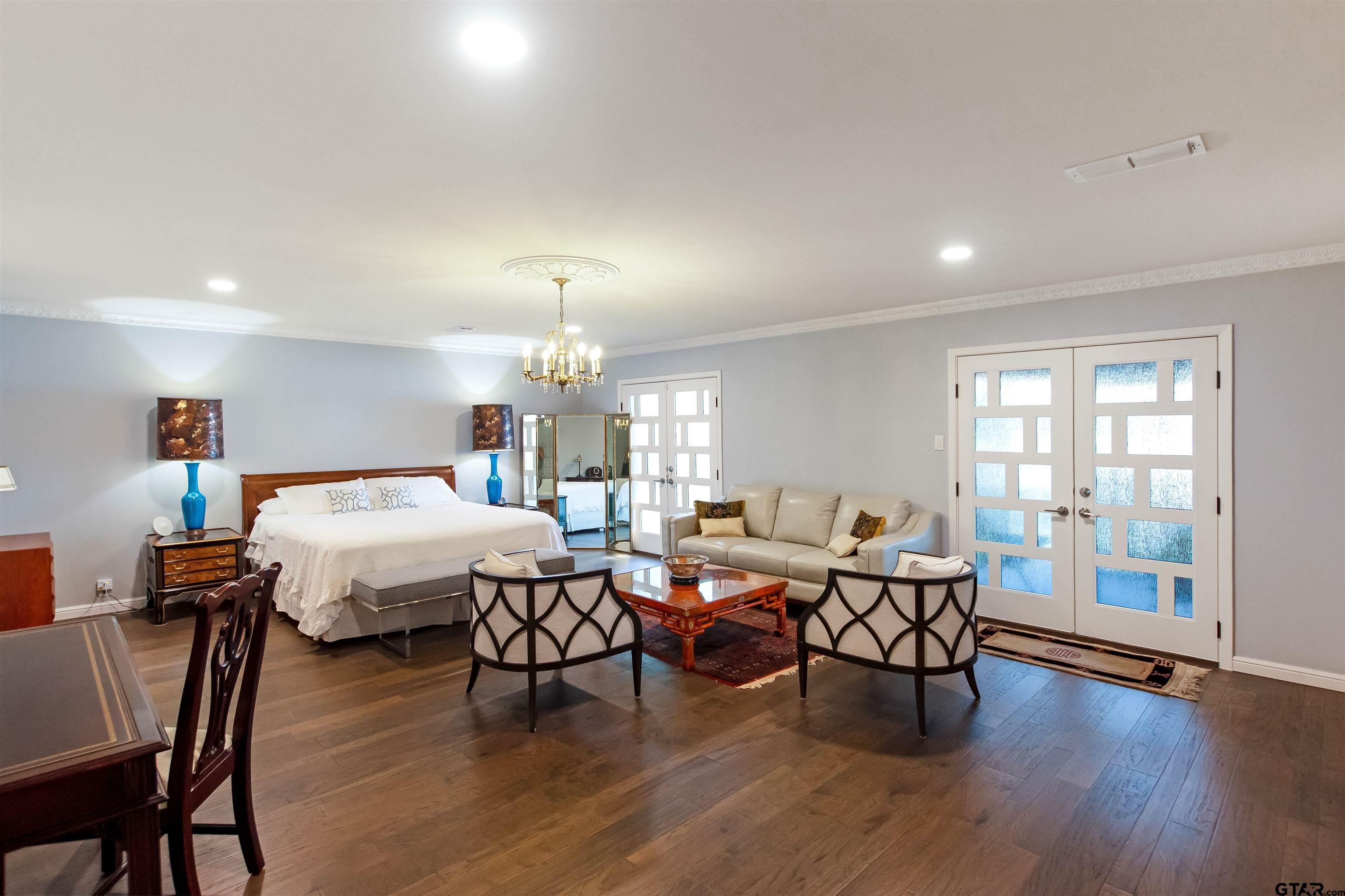 Hideaway, Texas, 75771, United States, 4 Bedrooms Bedrooms, ,5 BathroomsBathrooms,Residential,Contingent,1920232