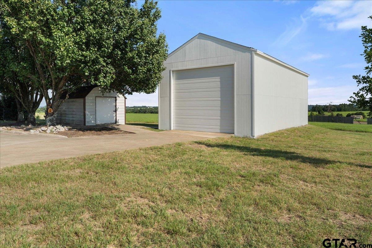 Tyler, Texas, 75706, United States, 4 Bedrooms Bedrooms, ,5 BathroomsBathrooms,Residential,Active,1920259