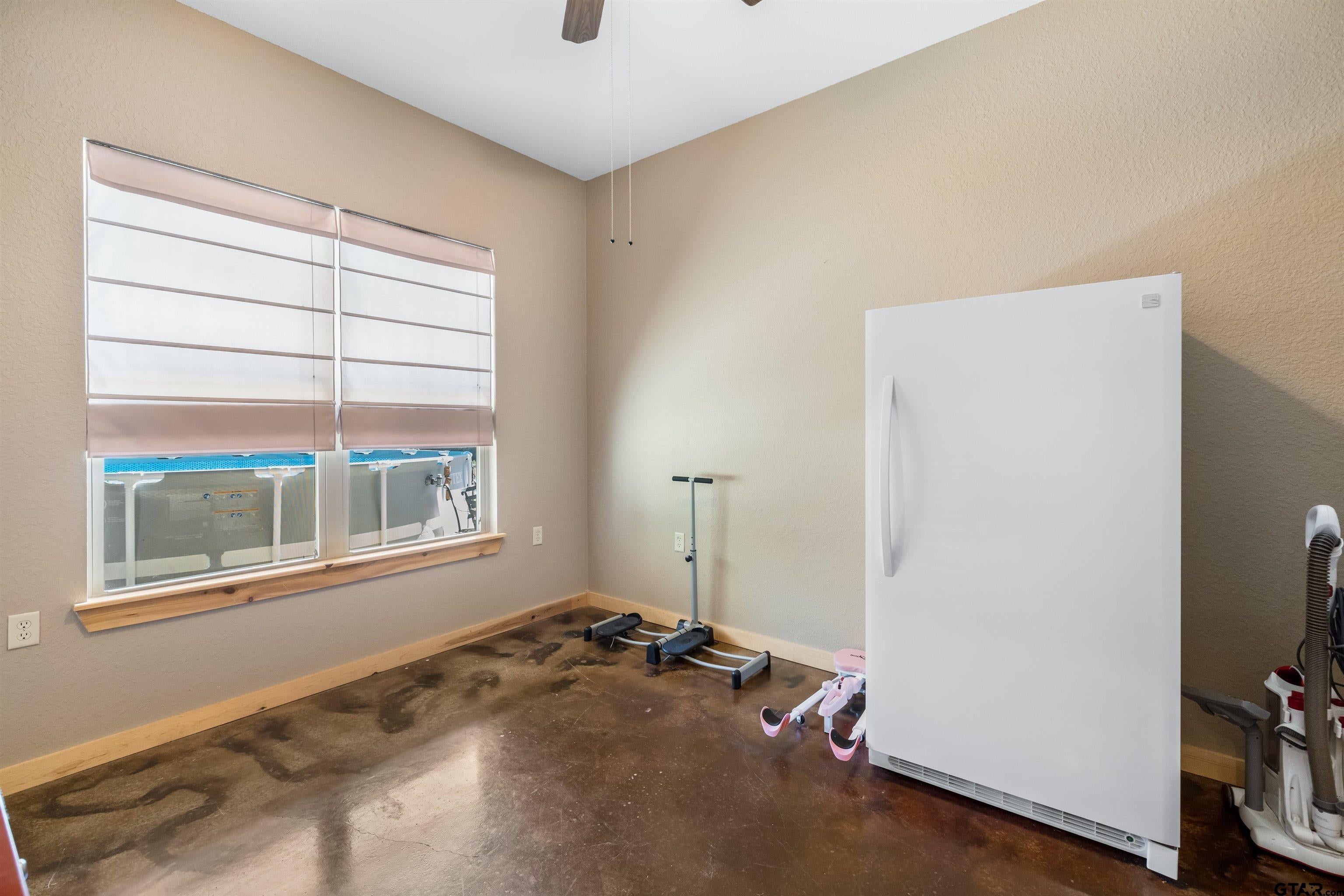 Chandler, Texas, 75758, United States, 3 Bedrooms Bedrooms, ,3 BathroomsBathrooms,Residential,Active,1905365