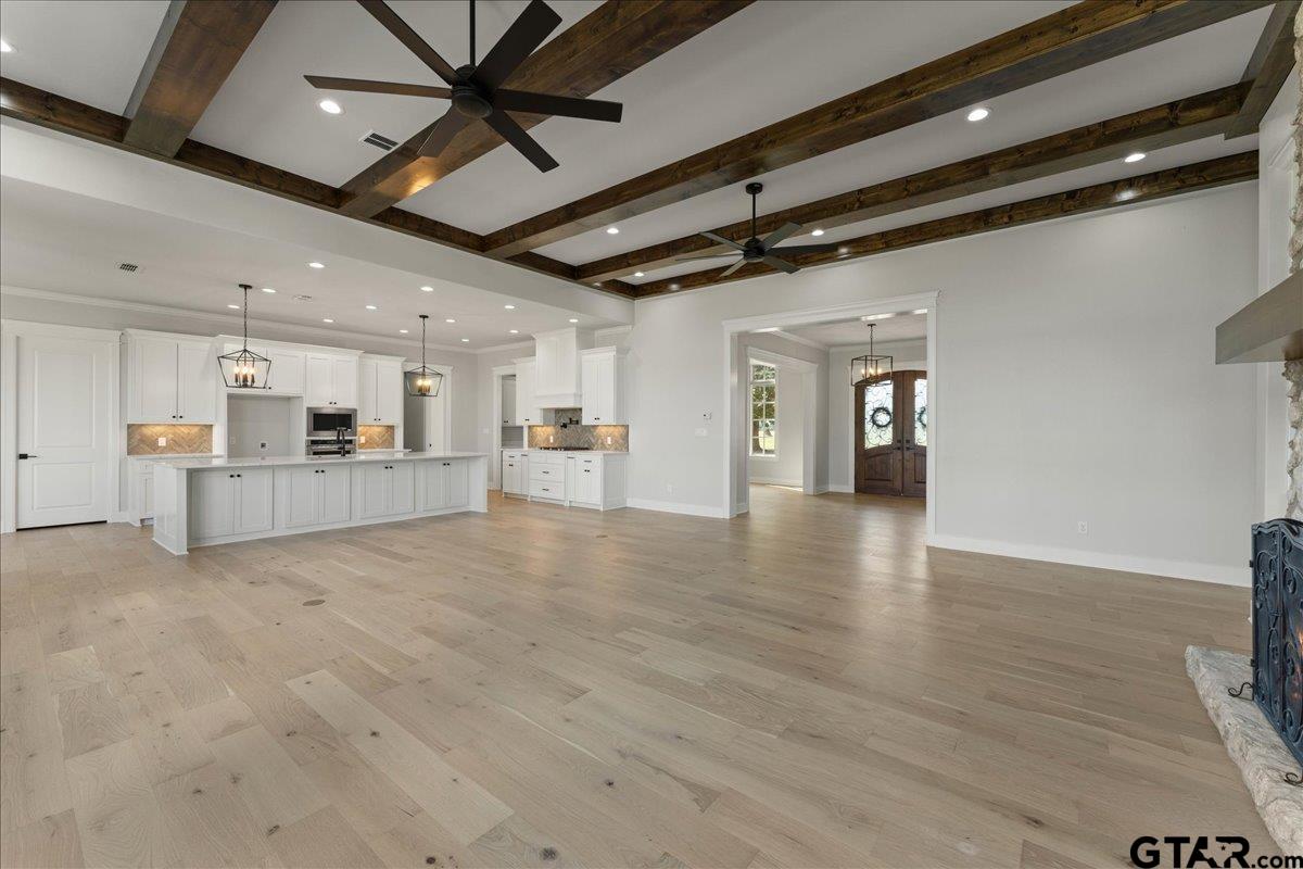 Tyler, Texas, 75706, United States, 4 Bedrooms Bedrooms, ,5 BathroomsBathrooms,Residential,Active,1920259