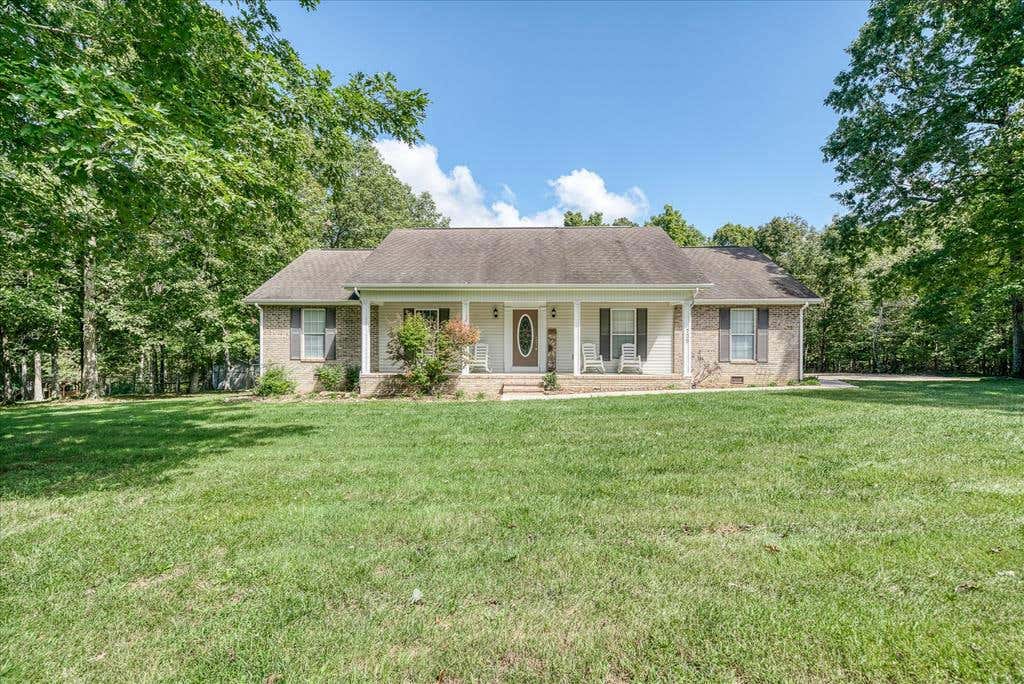 709 FOREST DR, CROSSVILLE, TN 38555, photo 1 of 38