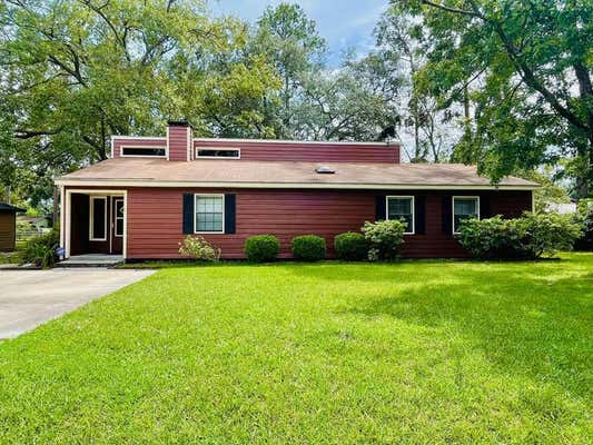 917 WORTH AVE, VALDOSTA, GA 31602 - Image 1