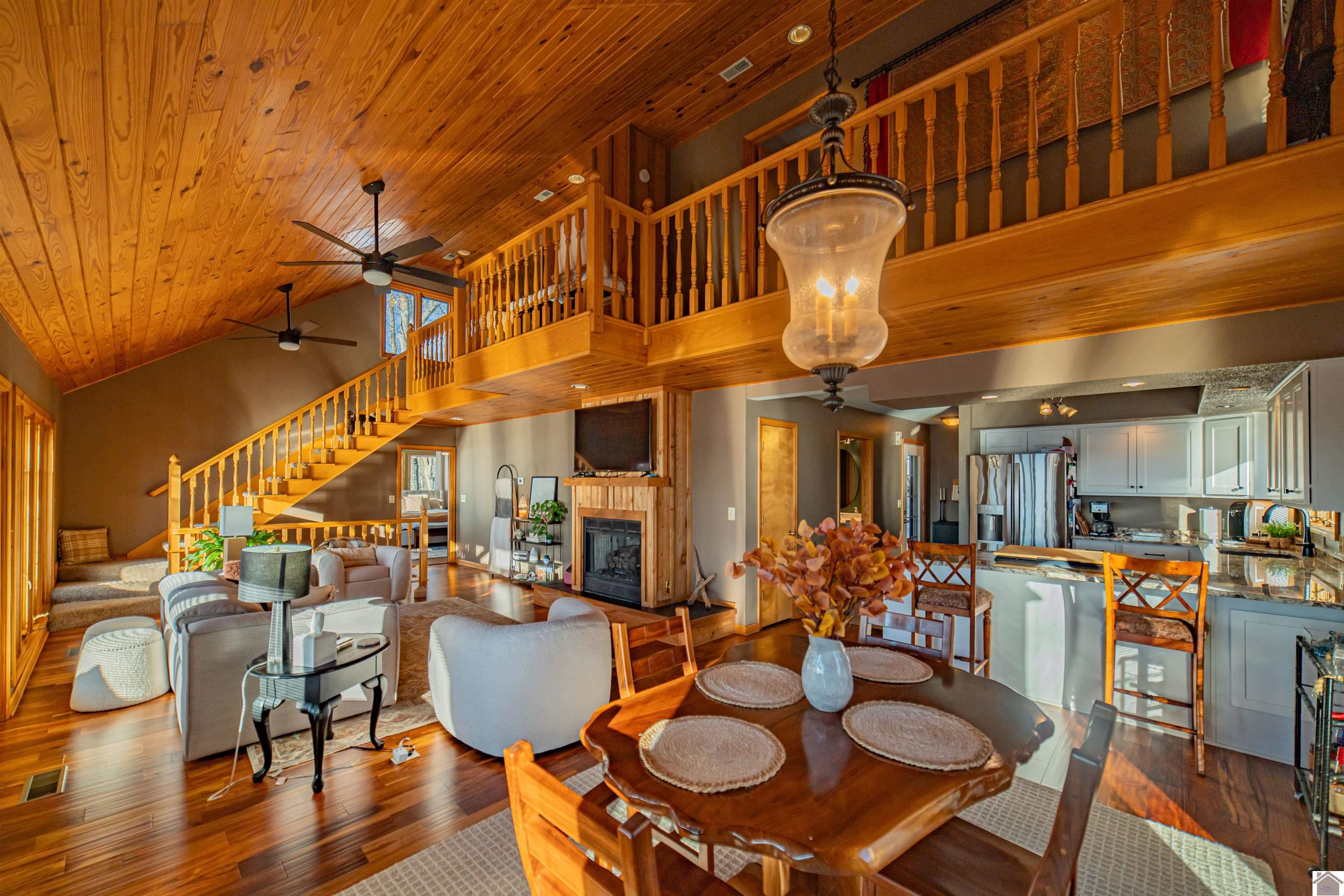 Eddyville, Kentucky, 42038, United States, 3 Bedrooms Bedrooms, ,3 BathroomsBathrooms,Residential,Active,1999917