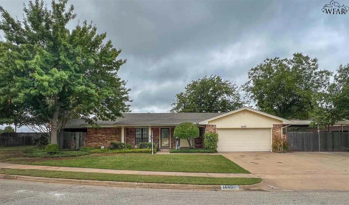 1605 CELIA DR, WICHITA FALLS, TX 76302, photo 1 of 30