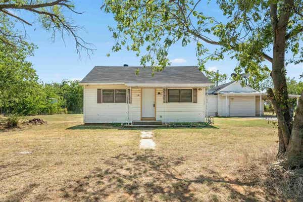 905 E RUBY AVE, IOWA PARK, TX 76367 - Image 1