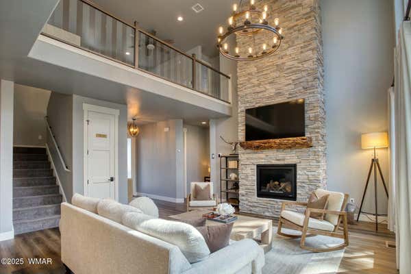 【2024春夏新作】 IRIS E 381 LN, For Residence Family Single 85935 AZ PINETOP, iPhoneアクセサリー
