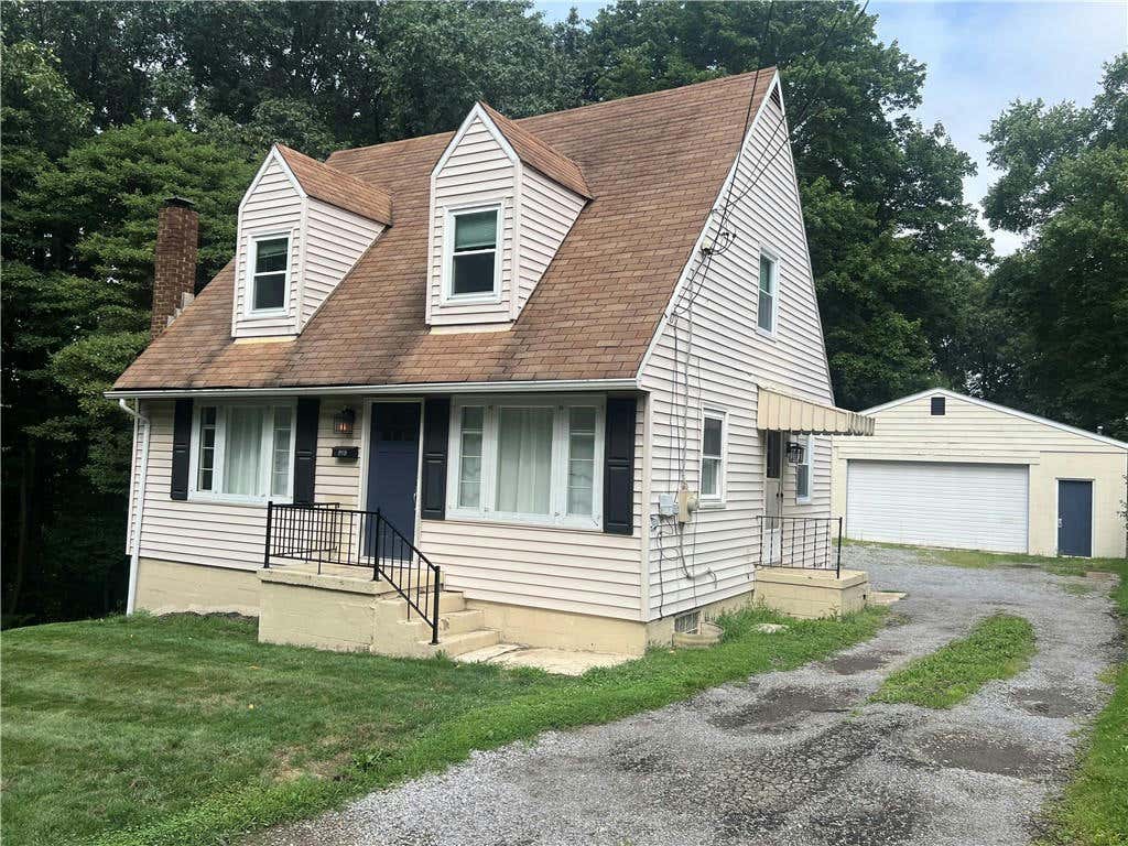 916 18TH AVE, BEAVER FALLS, PA 15010, photo 1 of 24