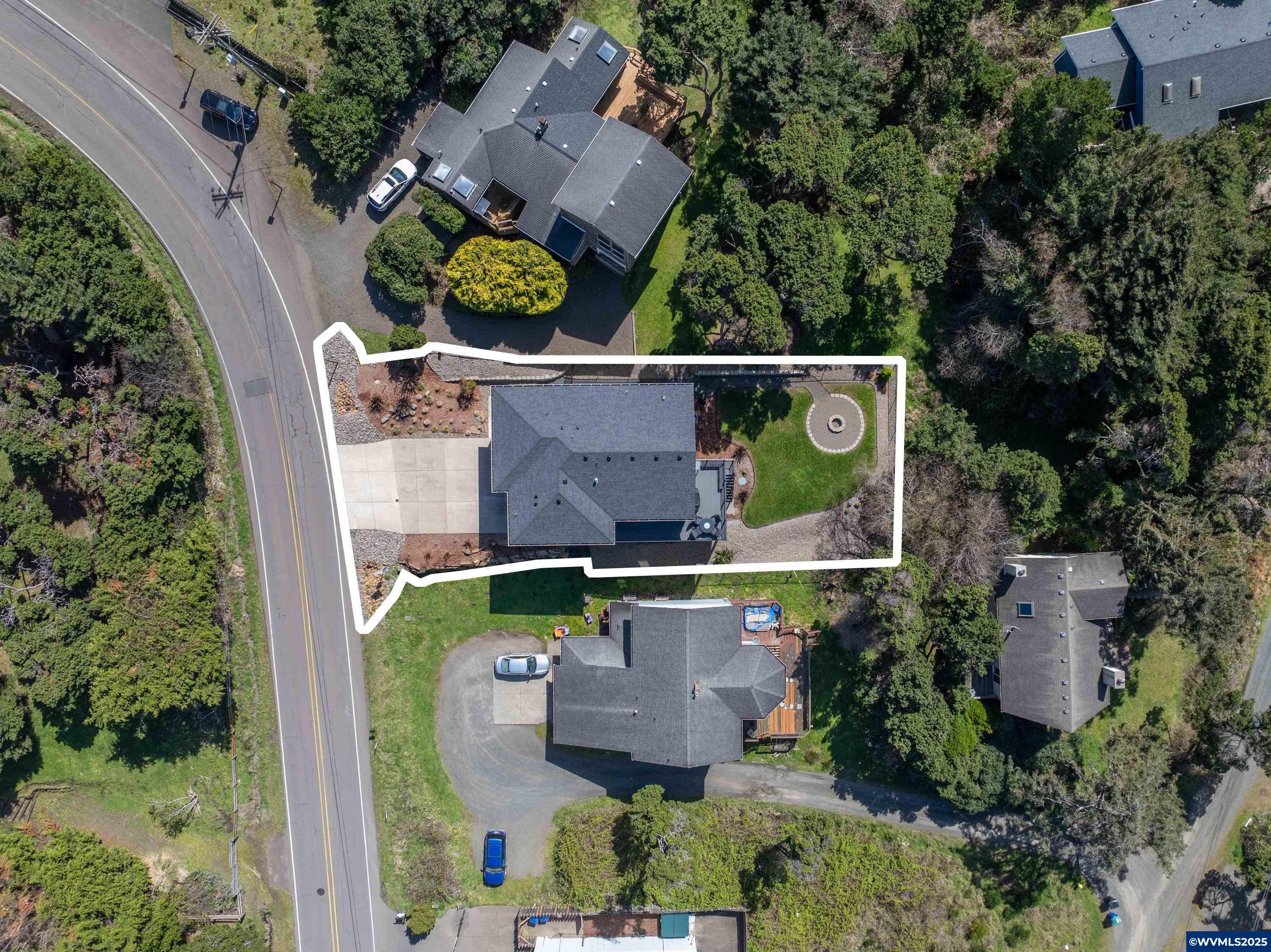 Lincoln City, Oregon, 97367, United States, 3 Bedrooms Bedrooms, ,3 BathroomsBathrooms,Residential,Active,1762853