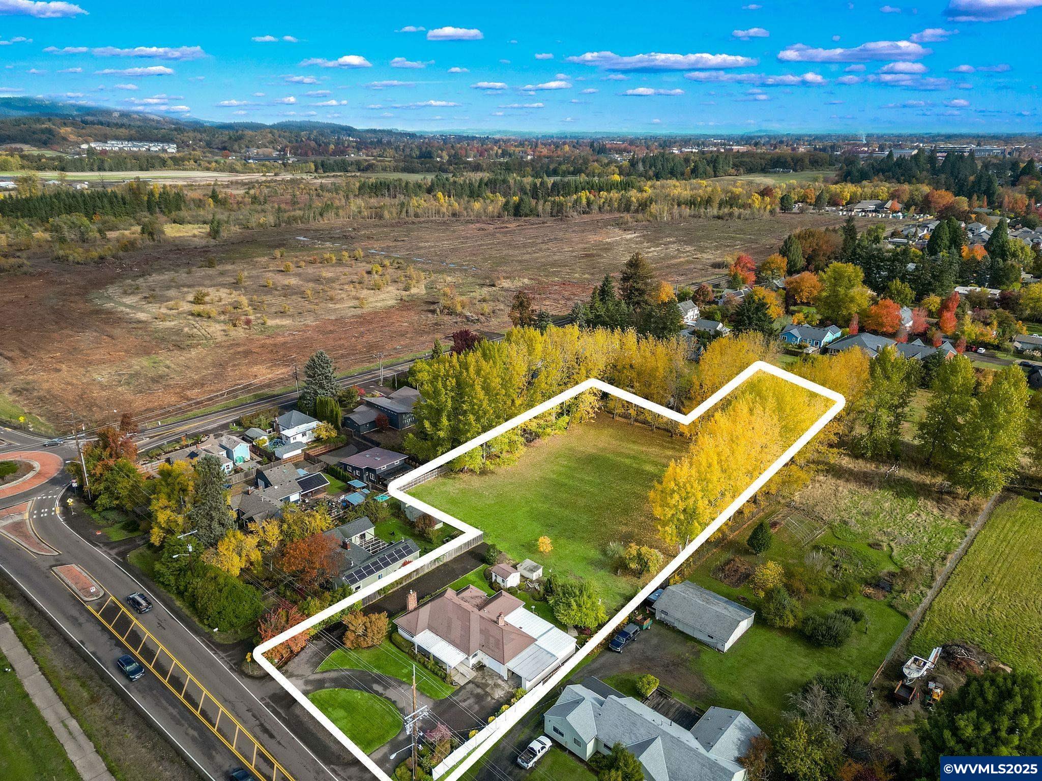 Corvallis, Oregon, 97333, United States, 3 Bedrooms Bedrooms, ,2 BathroomsBathrooms,Residential,Active,2001335