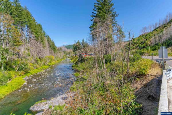 28611 N FORK RD SE, LYONS, OR 97358, photo 5 of 21