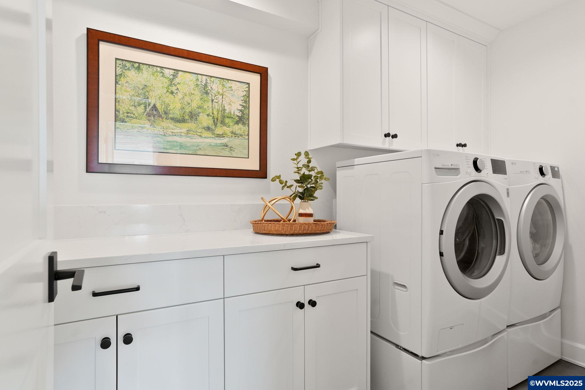 Salem, Oregon, 97302, United States, 5 Bedrooms Bedrooms, ,4 BathroomsBathrooms,Residential,Active,1992265