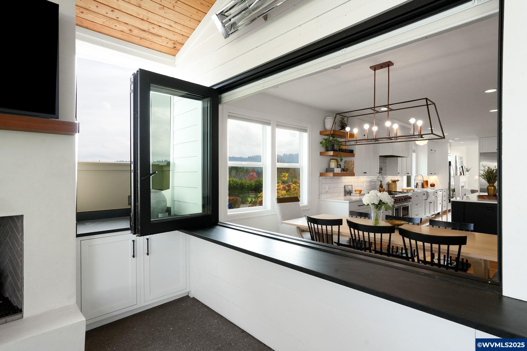 Salem, Oregon, 97302, United States, 5 Bedrooms Bedrooms, ,4 BathroomsBathrooms,Residential,Active,1992265