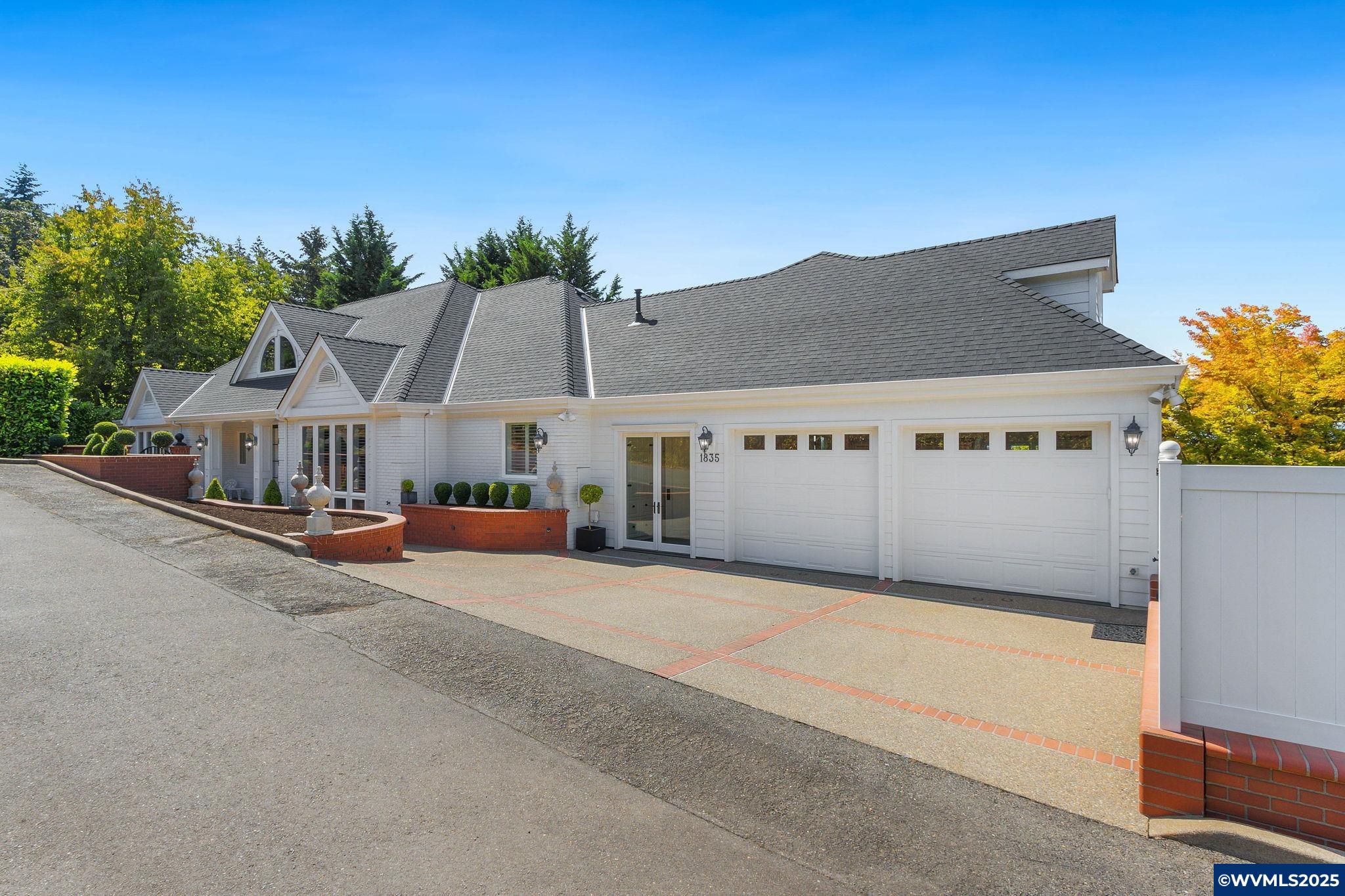 Salem, Oregon, 97302, United States, ,6 BathroomsBathrooms,Residential,Active,1770054