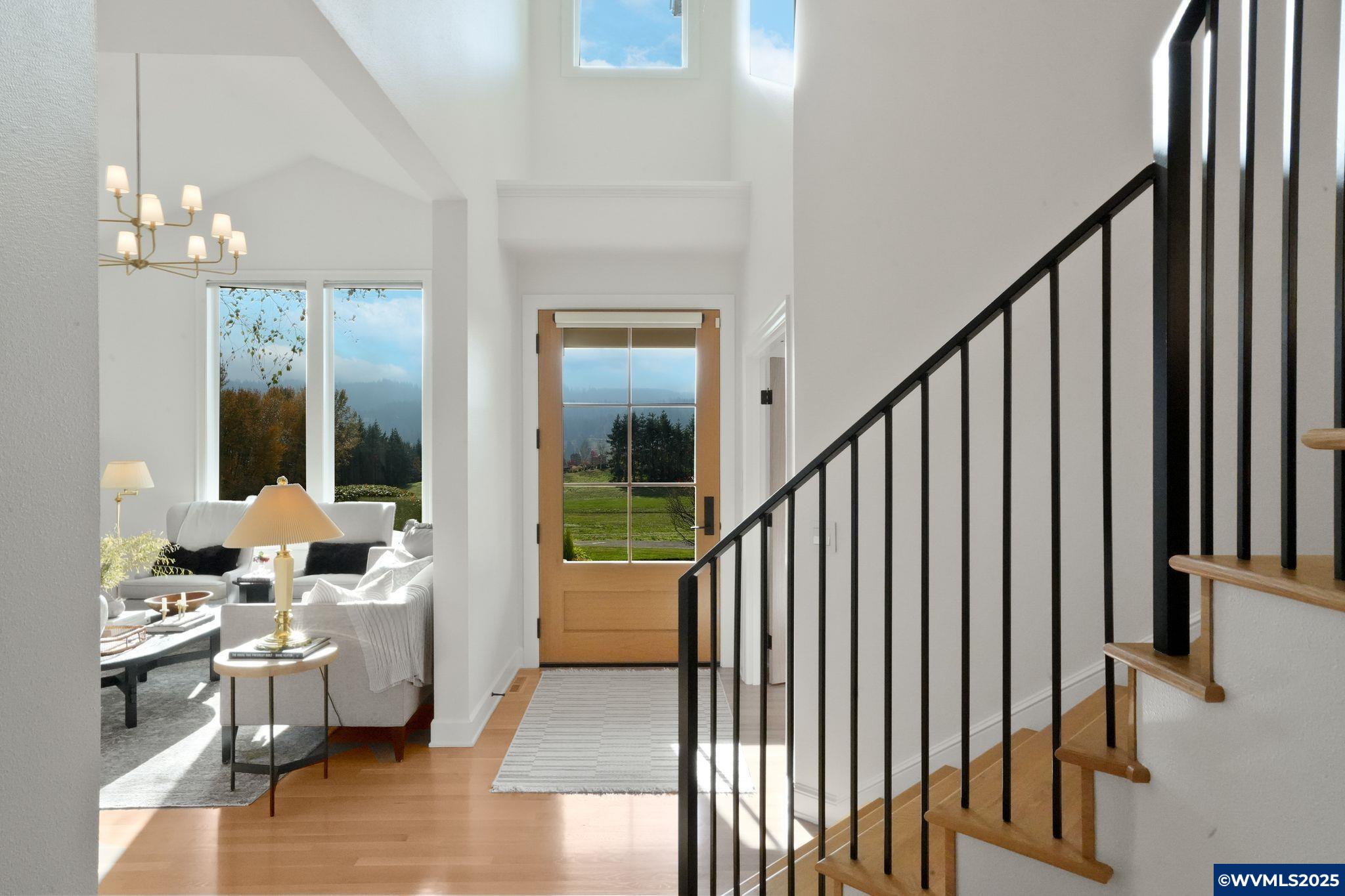 Salem, Oregon, 97302, United States, 5 Bedrooms Bedrooms, ,4 BathroomsBathrooms,Residential,Active,1992265