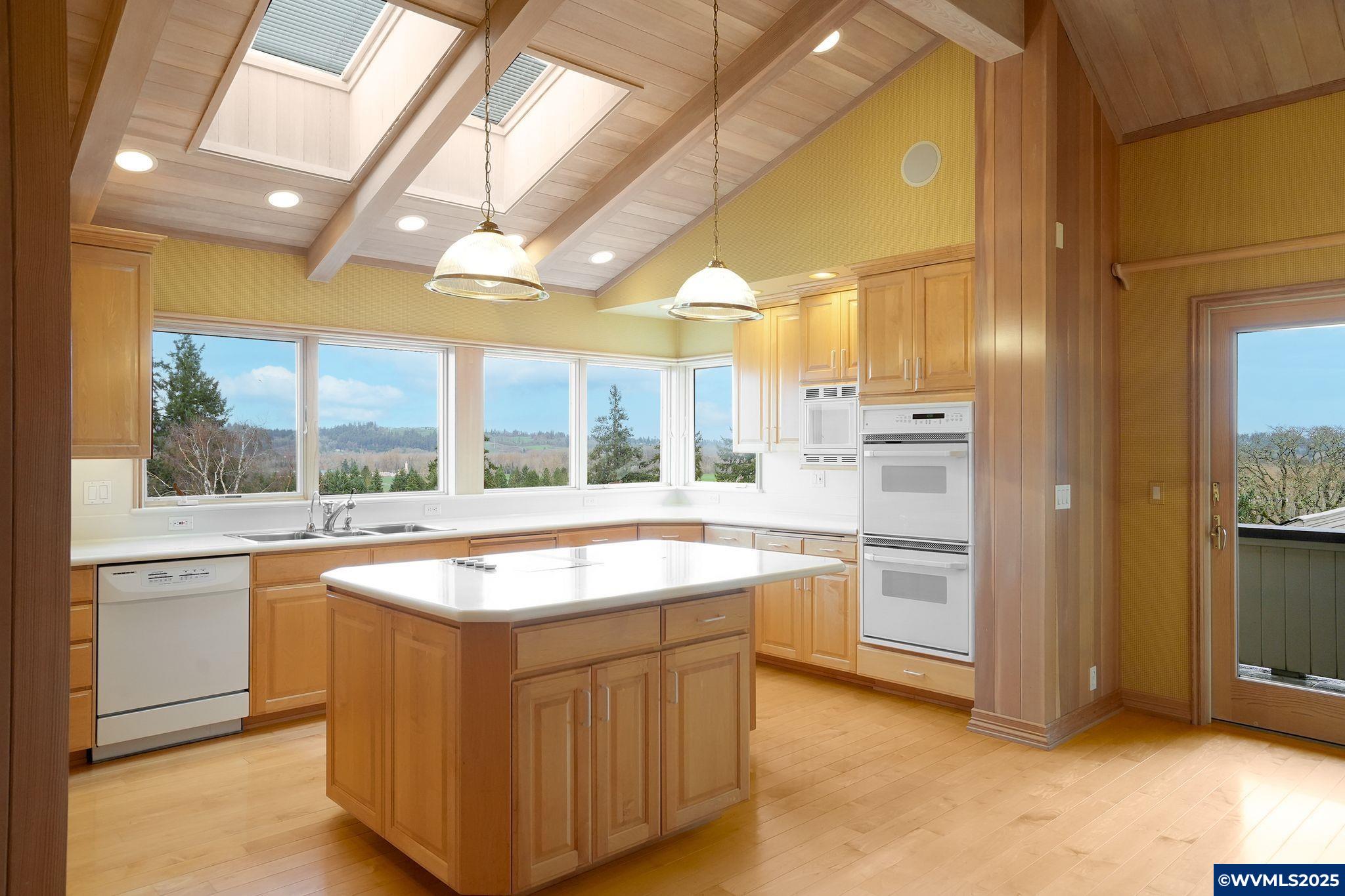 Salem, Oregon, 97302, United States, 3 Bedrooms Bedrooms, ,4 BathroomsBathrooms,Residential,Active,2007258