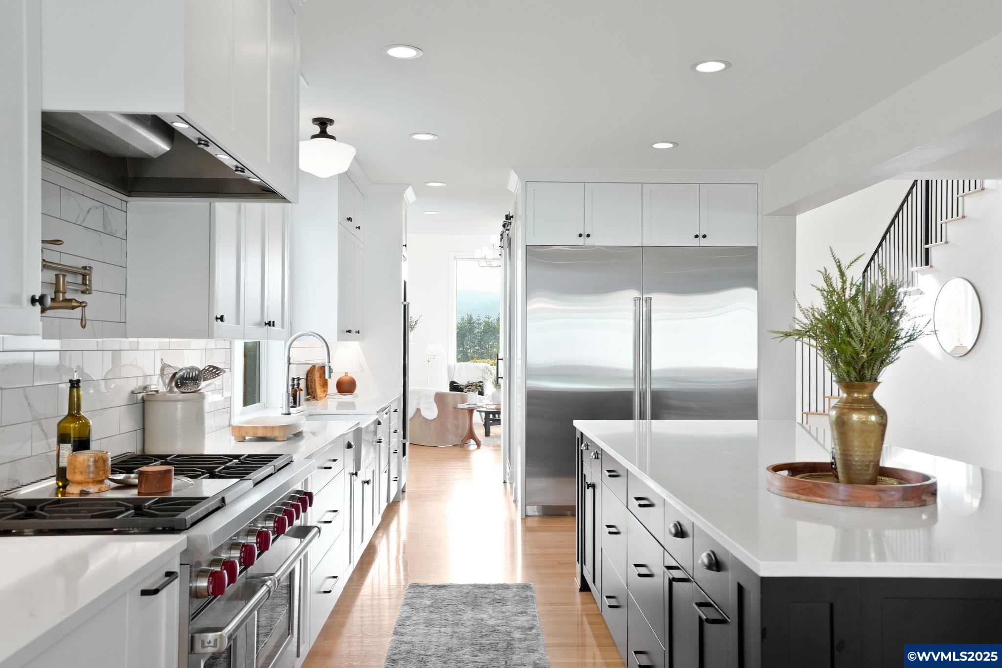 Salem, Oregon, 97302, United States, 5 Bedrooms Bedrooms, ,4 BathroomsBathrooms,Residential,Active,1992265