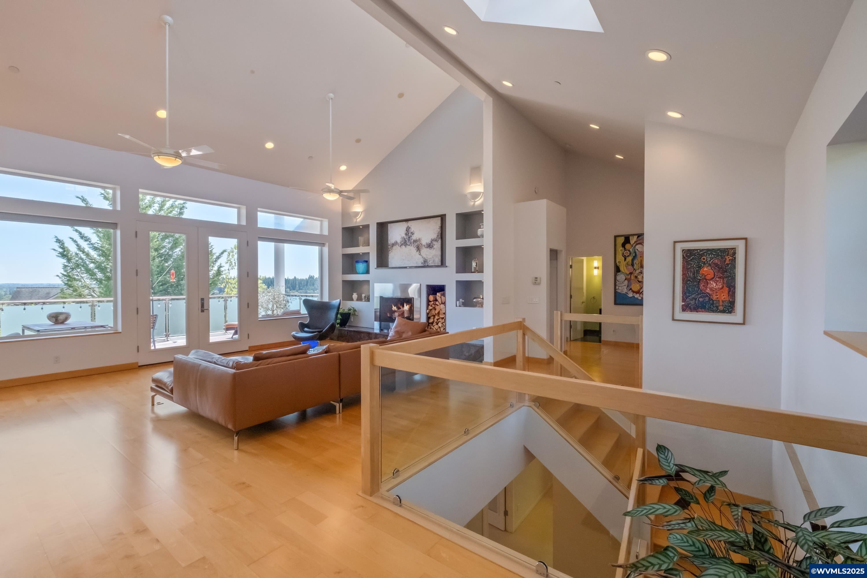 Corvallis, Oregon, 97330, United States, 4 Bedrooms Bedrooms, ,3 BathroomsBathrooms,Residential,Active,1922271