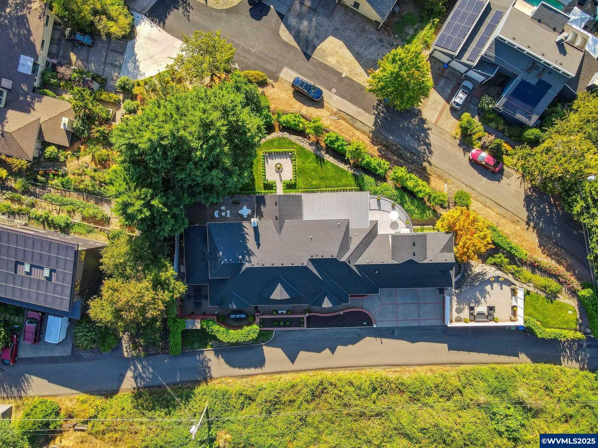 Salem, Oregon, 97302, United States, ,6 BathroomsBathrooms,Residential,Active,1770054