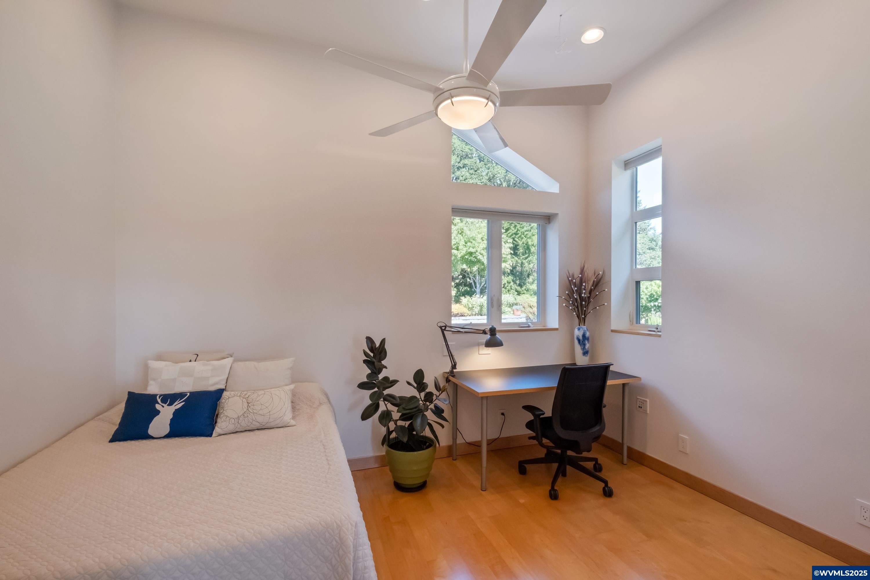 Corvallis, Oregon, 97330, United States, 4 Bedrooms Bedrooms, ,3 BathroomsBathrooms,Residential,Active,1922271