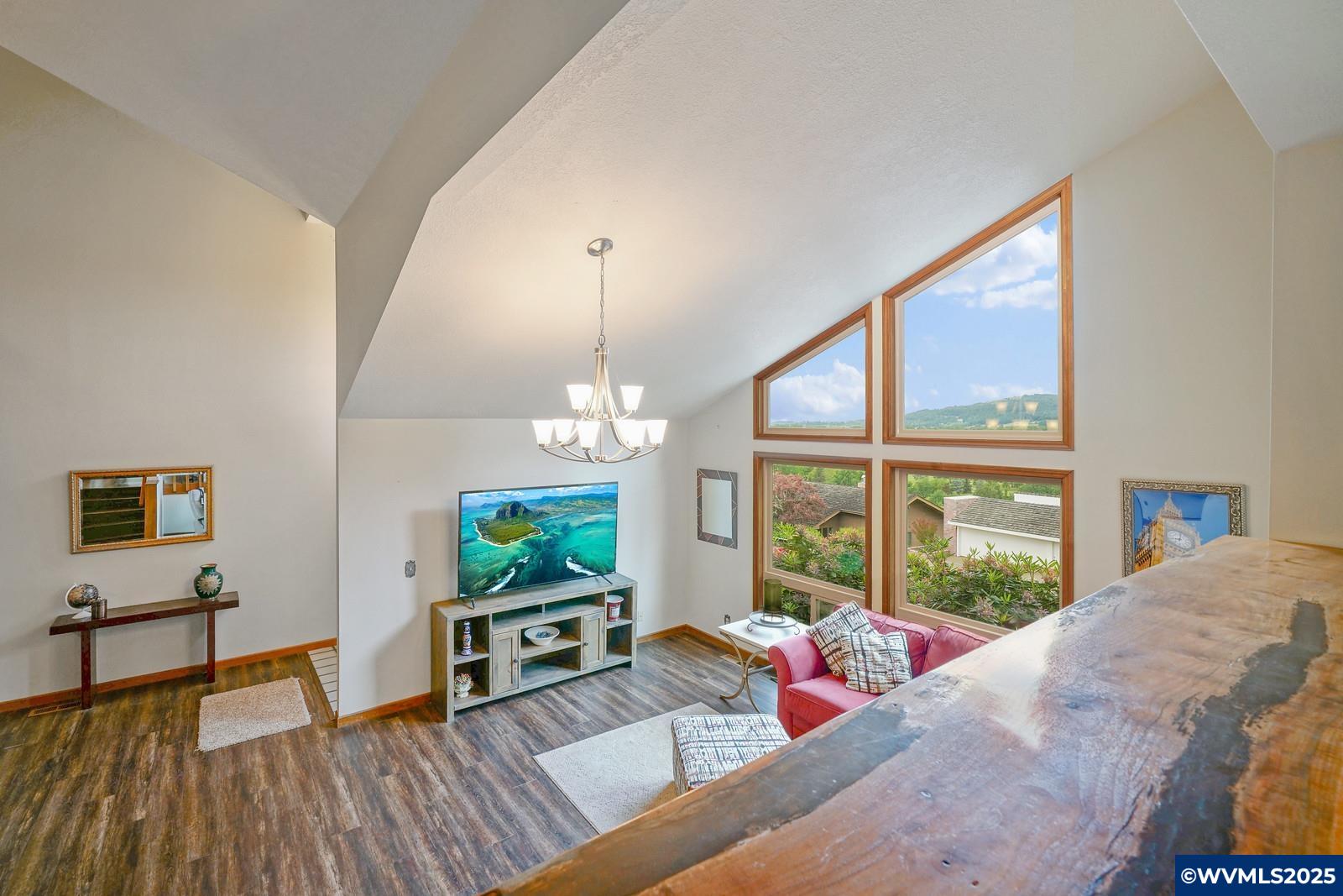 Salem, Oregon, 97302, United States, 3 Bedrooms Bedrooms, ,4 BathroomsBathrooms,Residential,Active,1989789