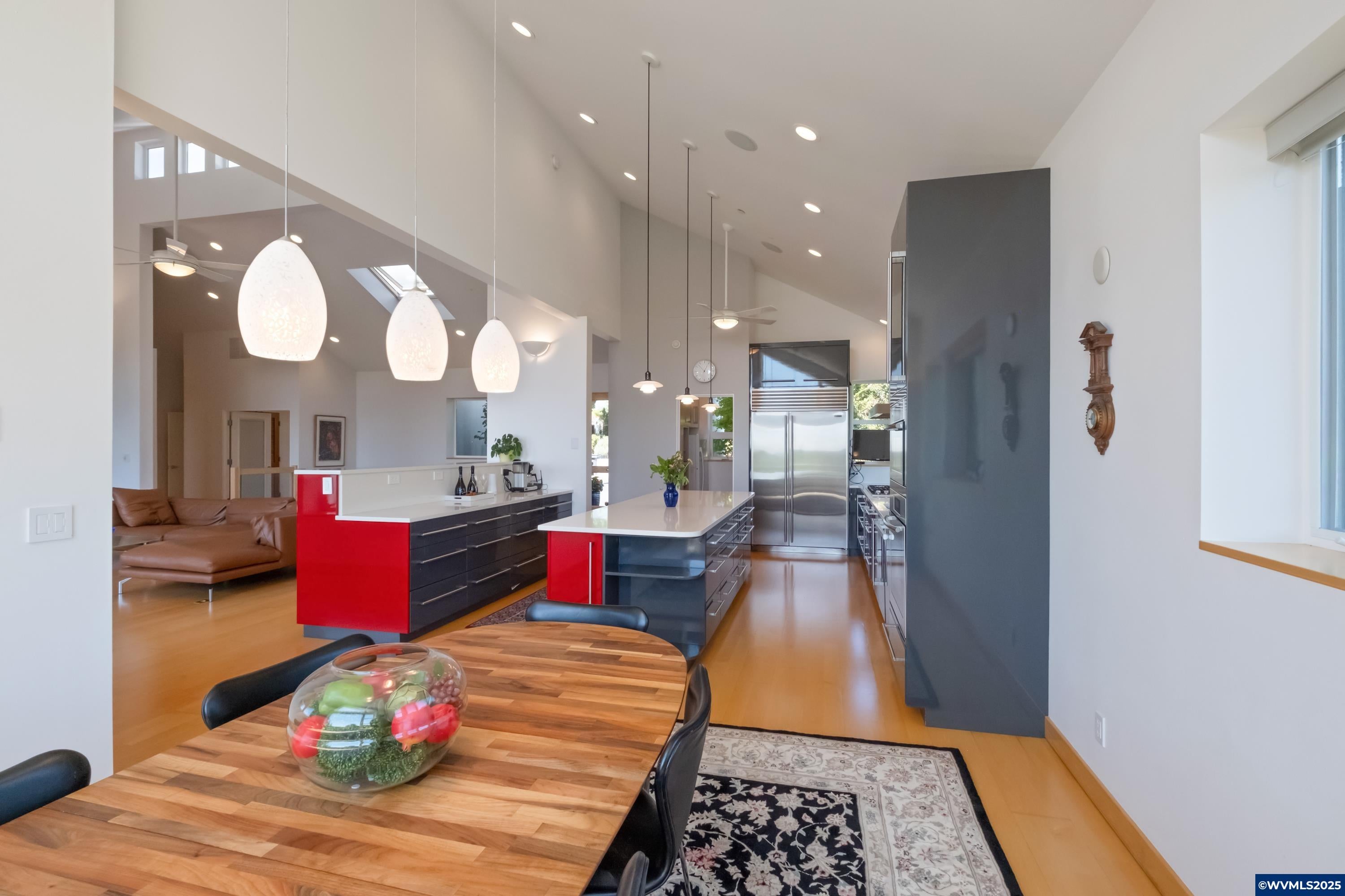 Corvallis, Oregon, 97330, United States, 4 Bedrooms Bedrooms, ,3 BathroomsBathrooms,Residential,Active,1922271