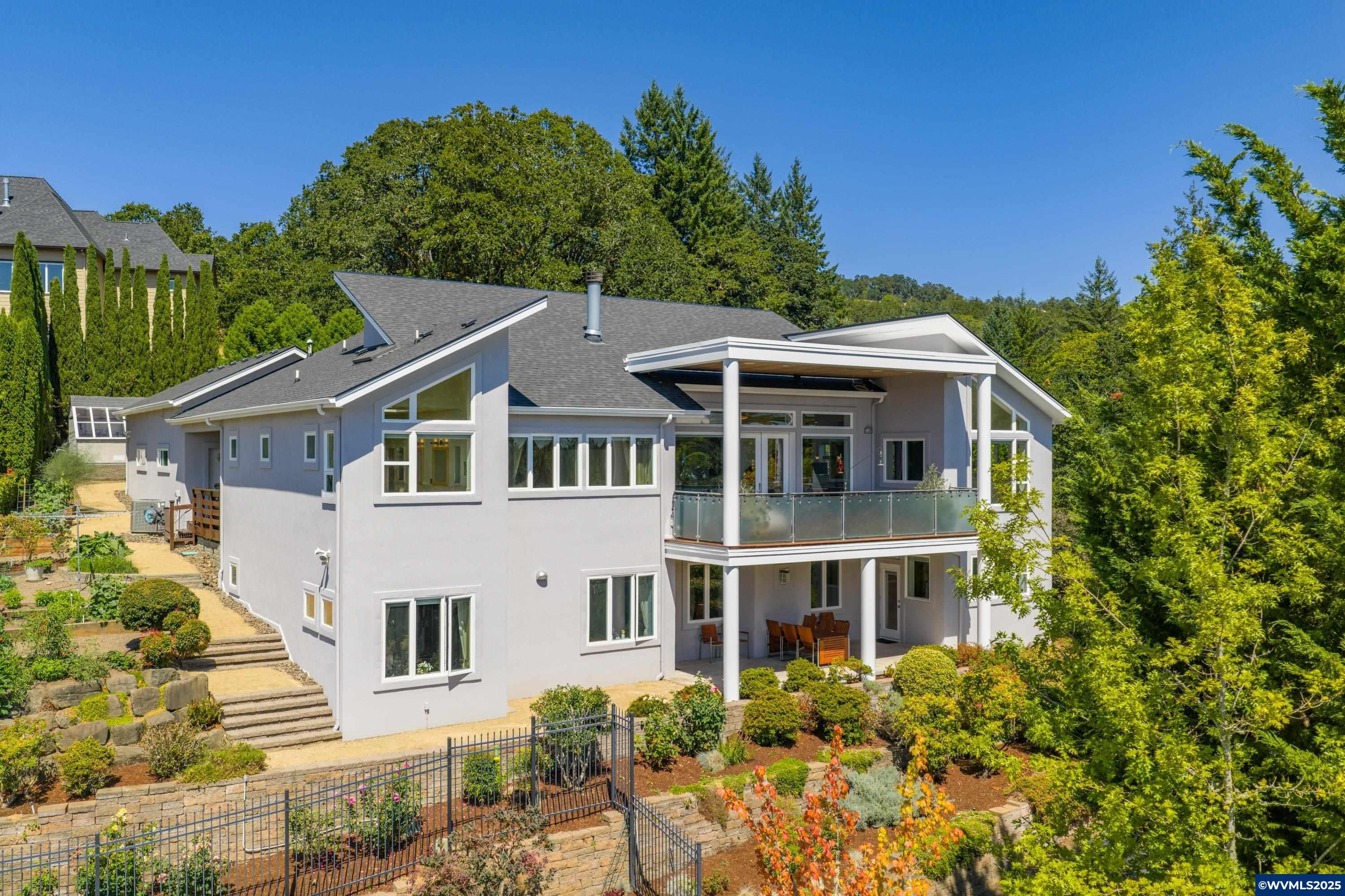 Corvallis, Oregon, 97330, United States, 4 Bedrooms Bedrooms, ,3 BathroomsBathrooms,Residential,Active,1922271