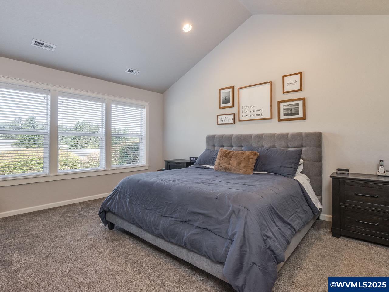 Oregon City, Oregon, 97045, United States, 4 Bedrooms Bedrooms, ,3 BathroomsBathrooms,Residential,Active,1922672