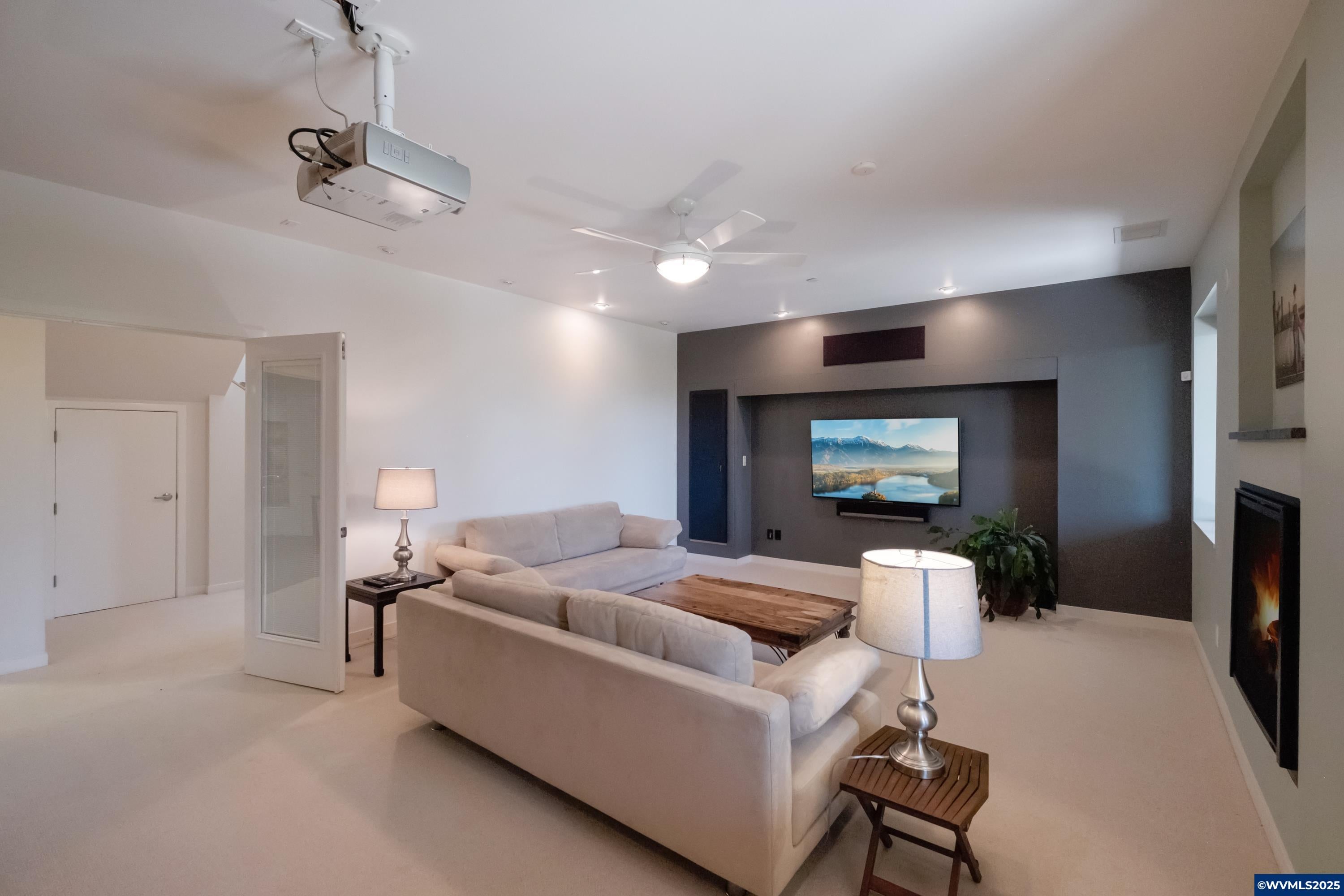 Corvallis, Oregon, 97330, United States, 4 Bedrooms Bedrooms, ,3 BathroomsBathrooms,Residential,Active,1922271