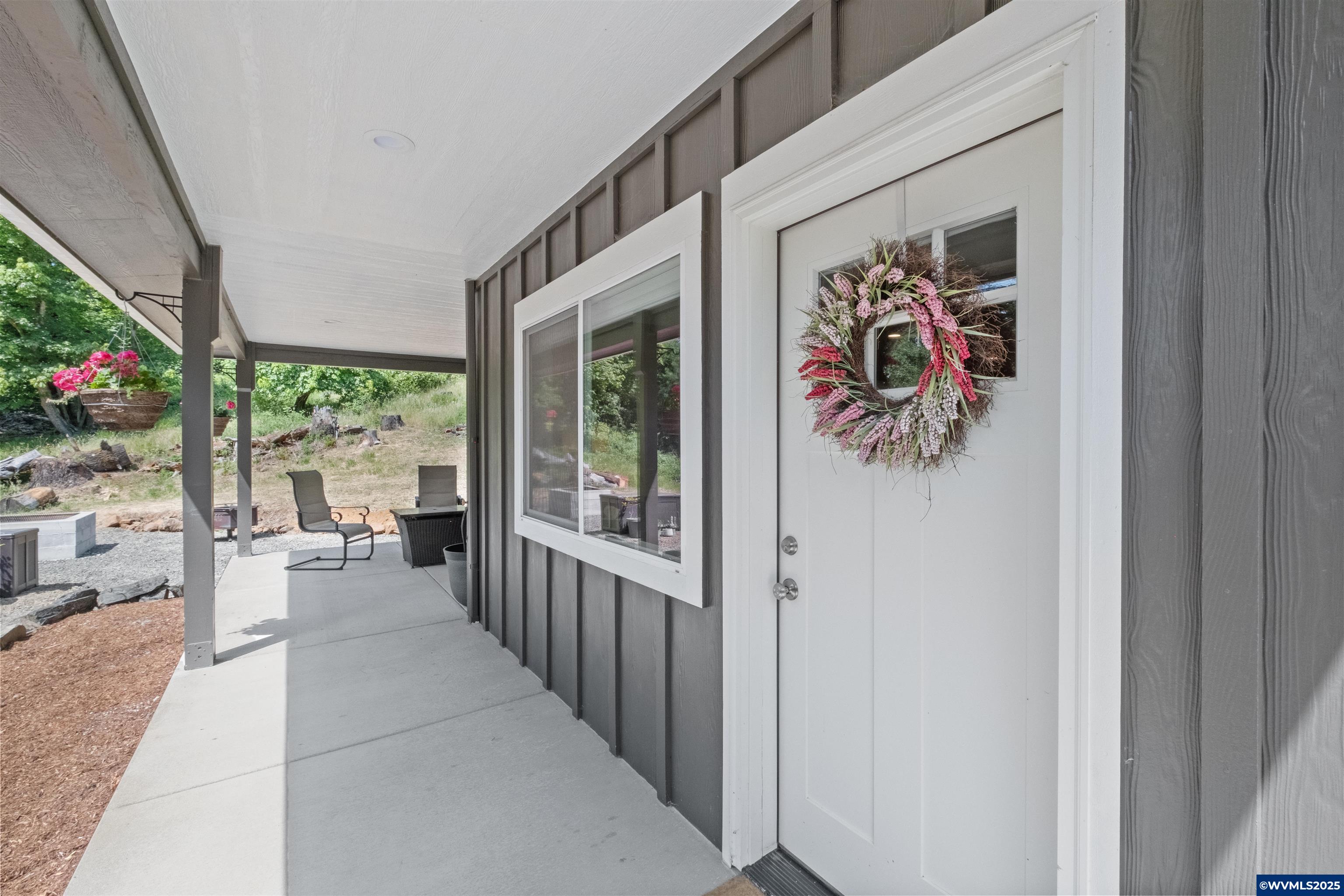 Brownsville, Oregon, 97327, United States, ,4 BathroomsBathrooms,Residential,Active,1859350