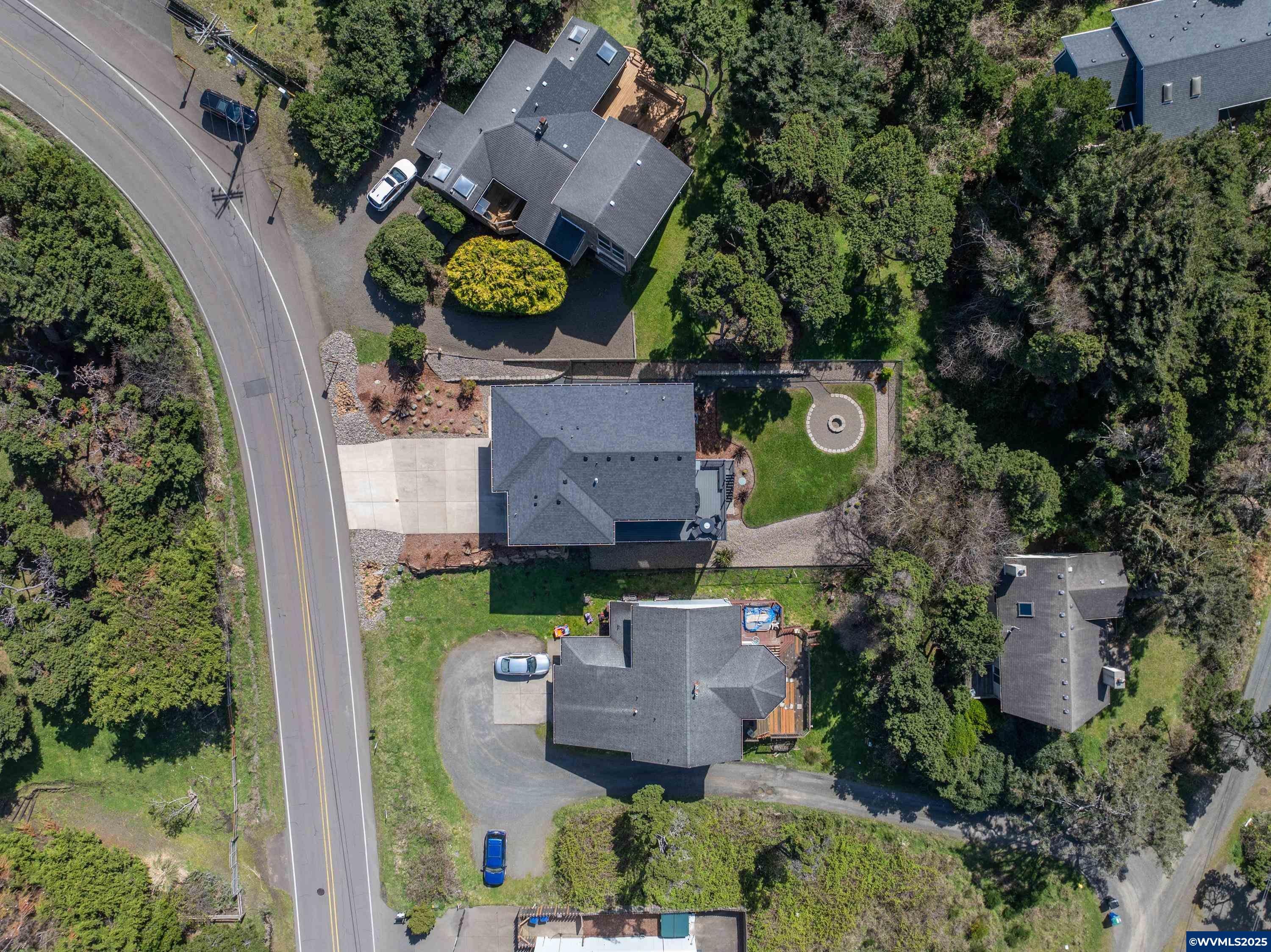 Lincoln City, Oregon, 97367, United States, 3 Bedrooms Bedrooms, ,3 BathroomsBathrooms,Residential,Active,1762853